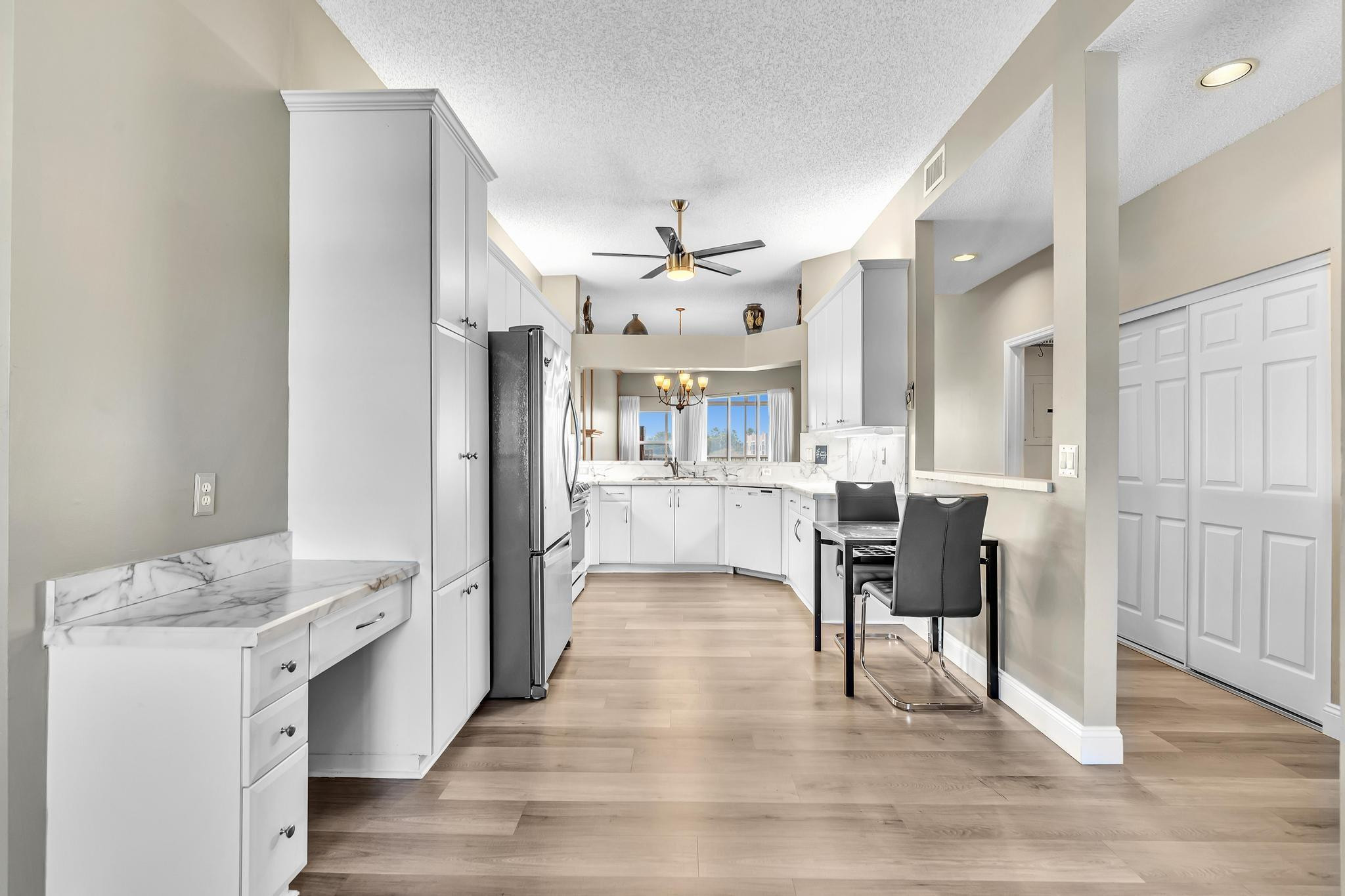 GRANVILLE CONDOMINIUM F - Residential