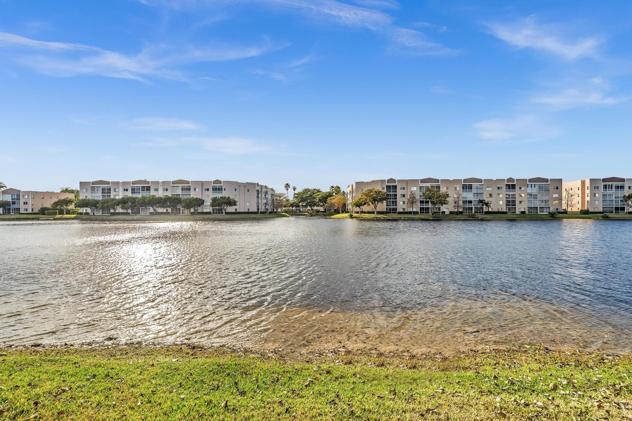GRANVILLE CONDOMINIUM F - Residential