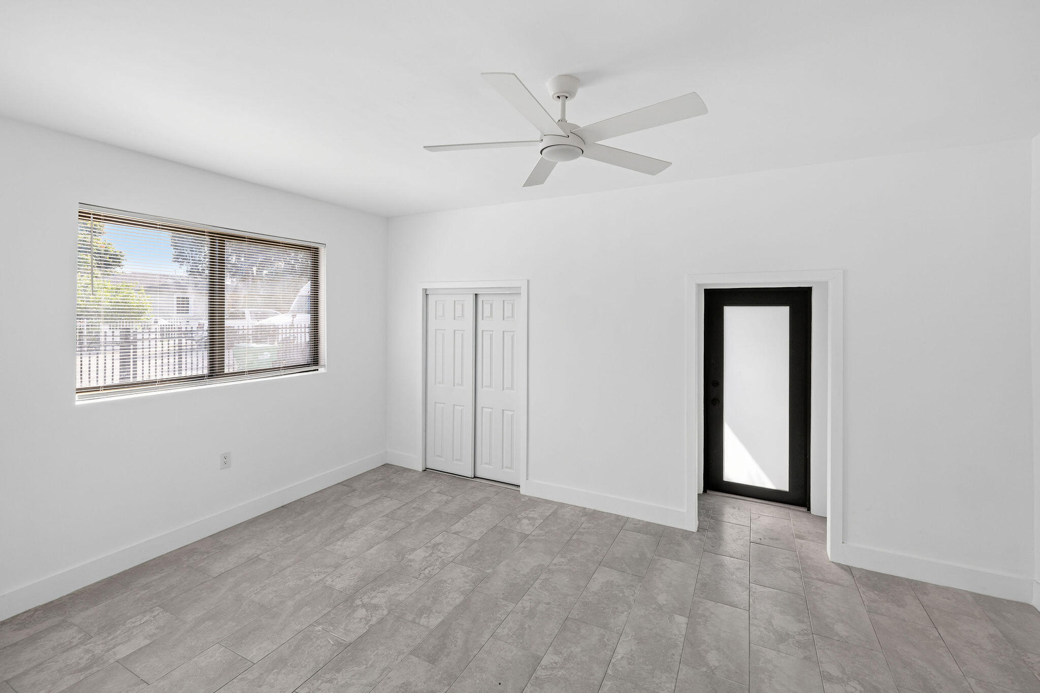 BROADMOOR MANOR - Residential