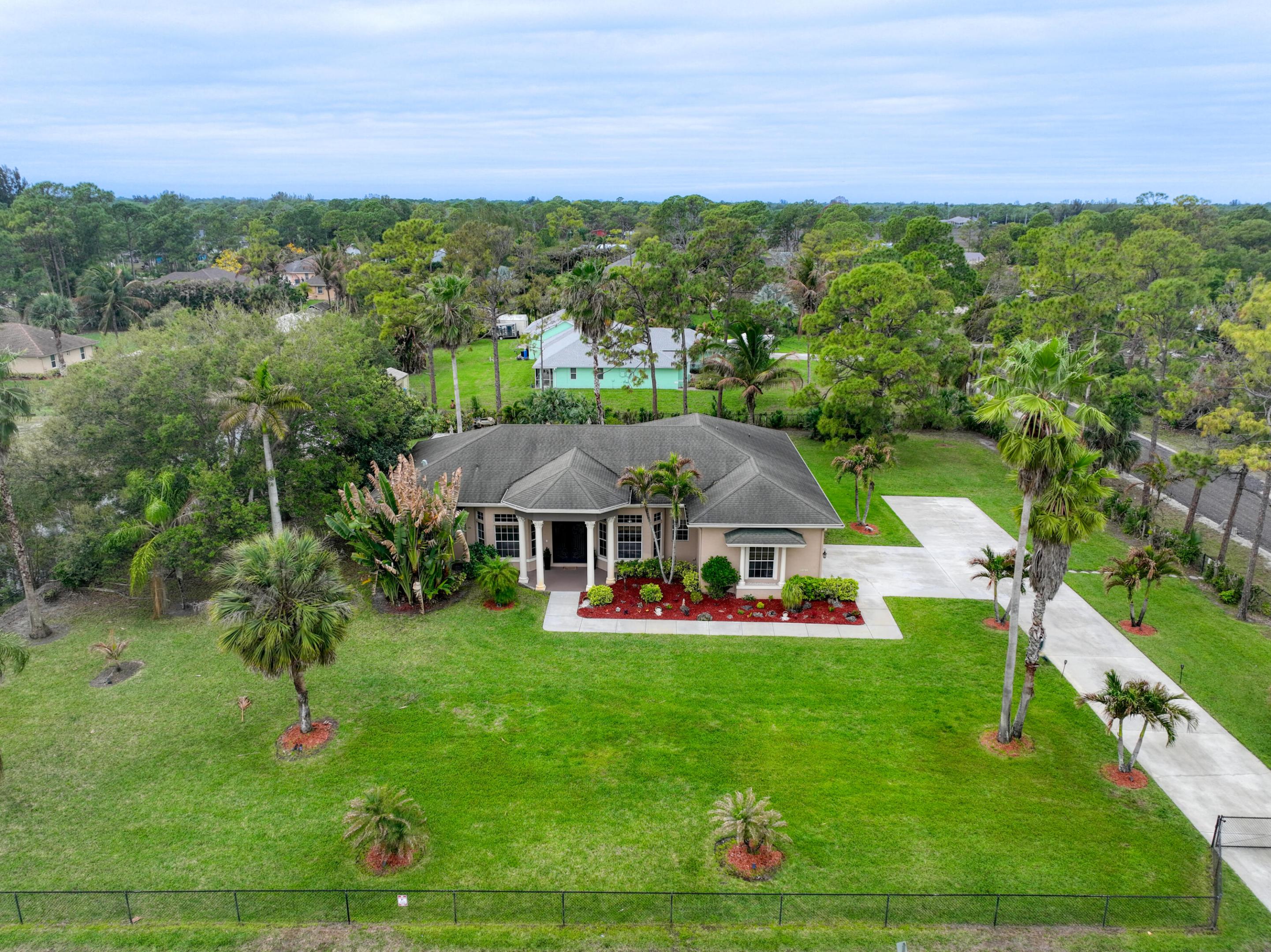 Acreage & Unrec (The Acreage) - Residential