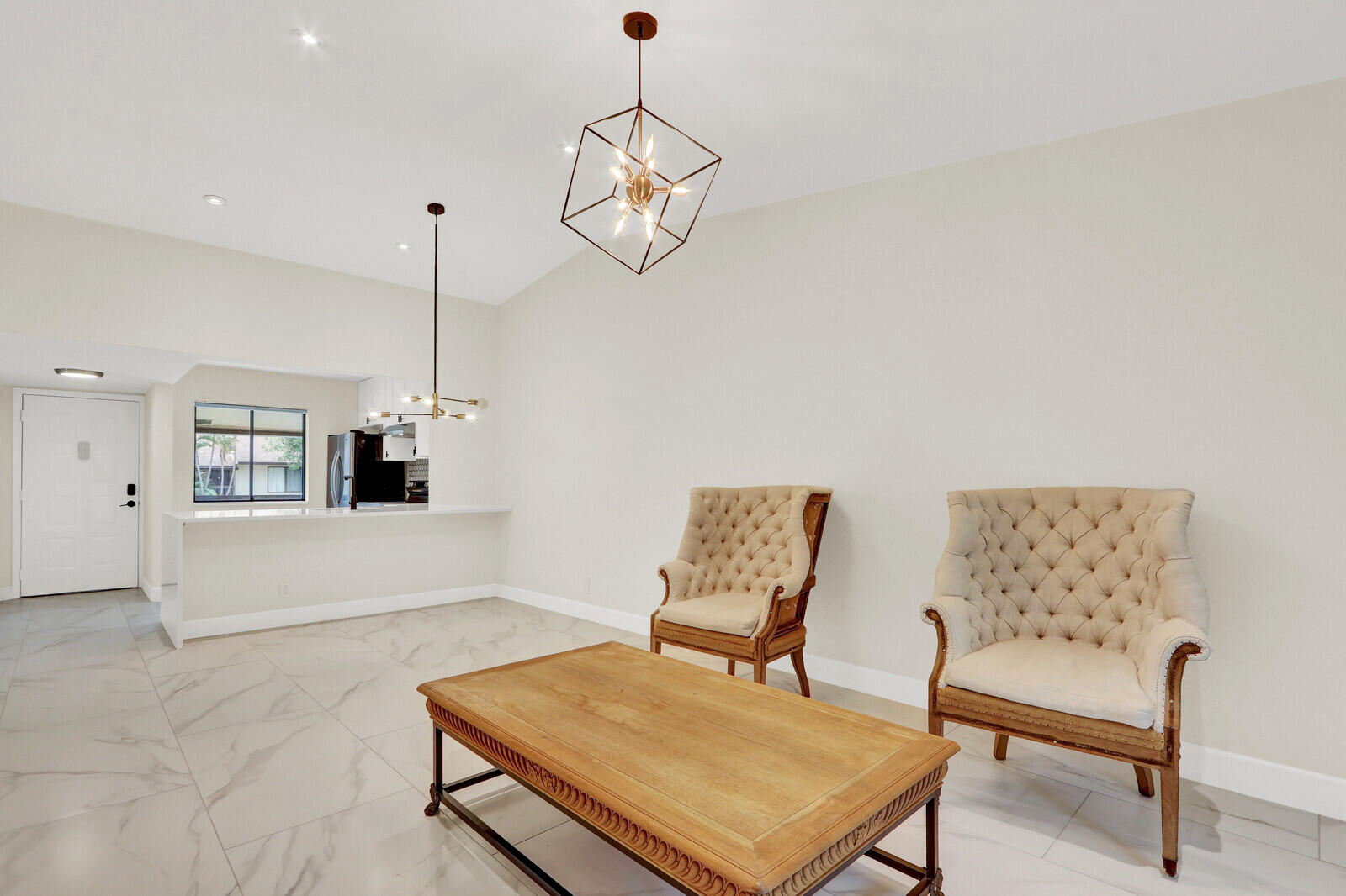 KENSINGTON WALK CONDO - Residential Lease
