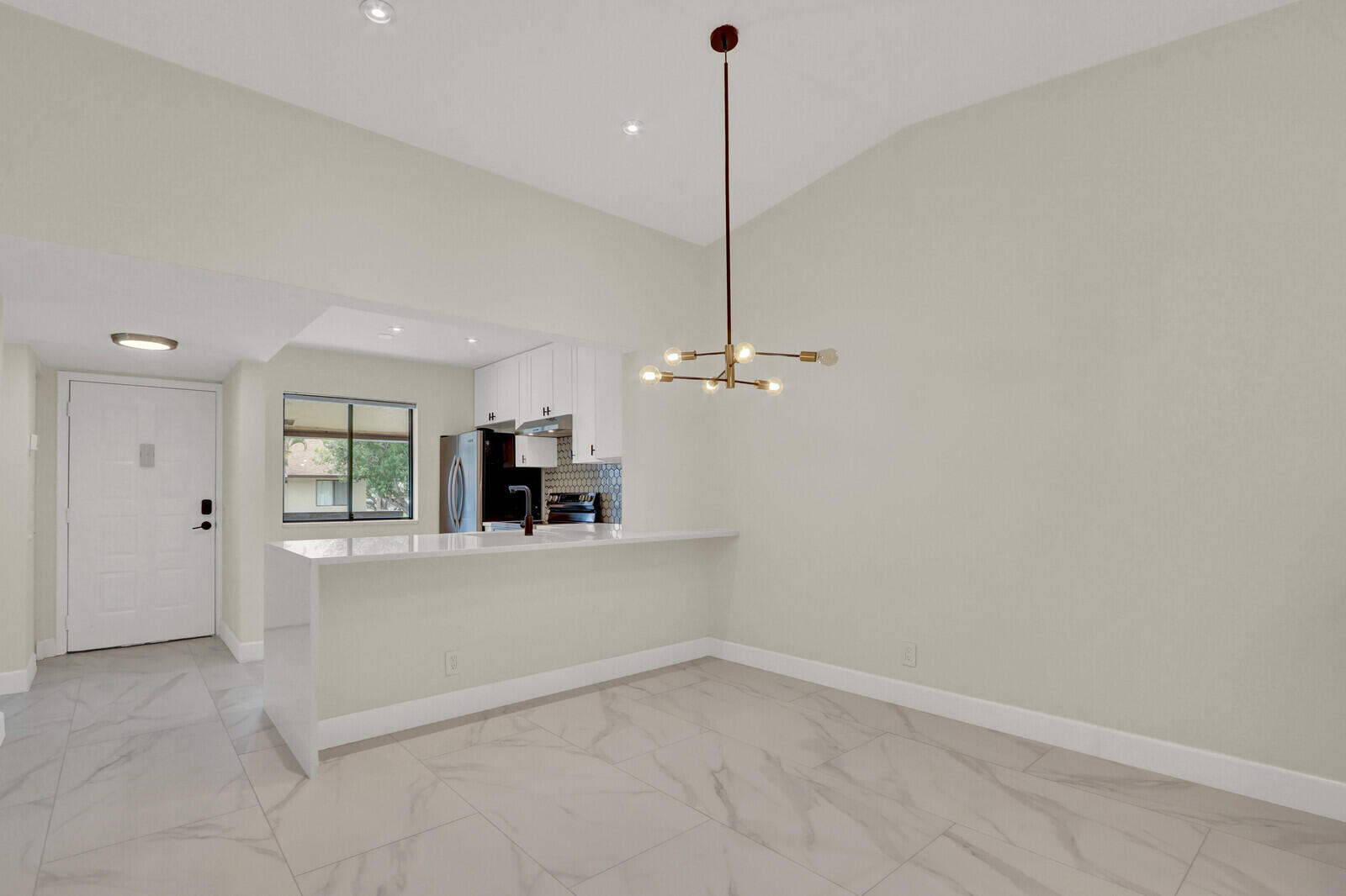 KENSINGTON WALK CONDO - Residential Lease