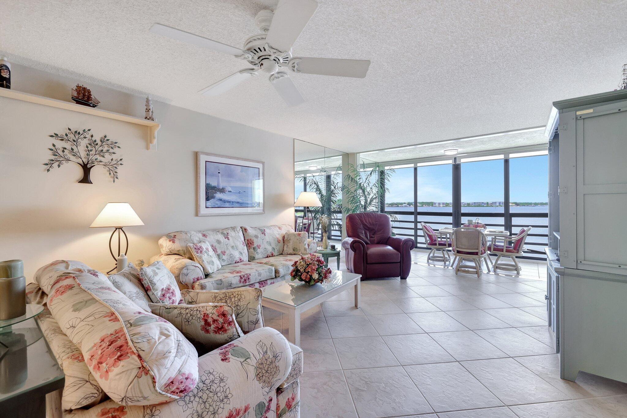 CIRCLE BAY YACHT CLUB CONDO - Residential