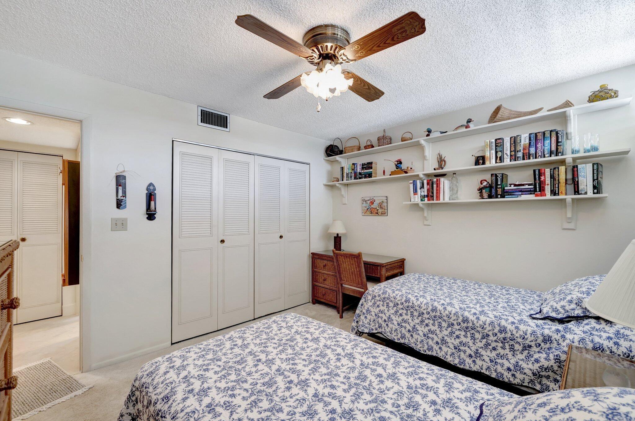 CIRCLE BAY YACHT CLUB CONDO - Residential