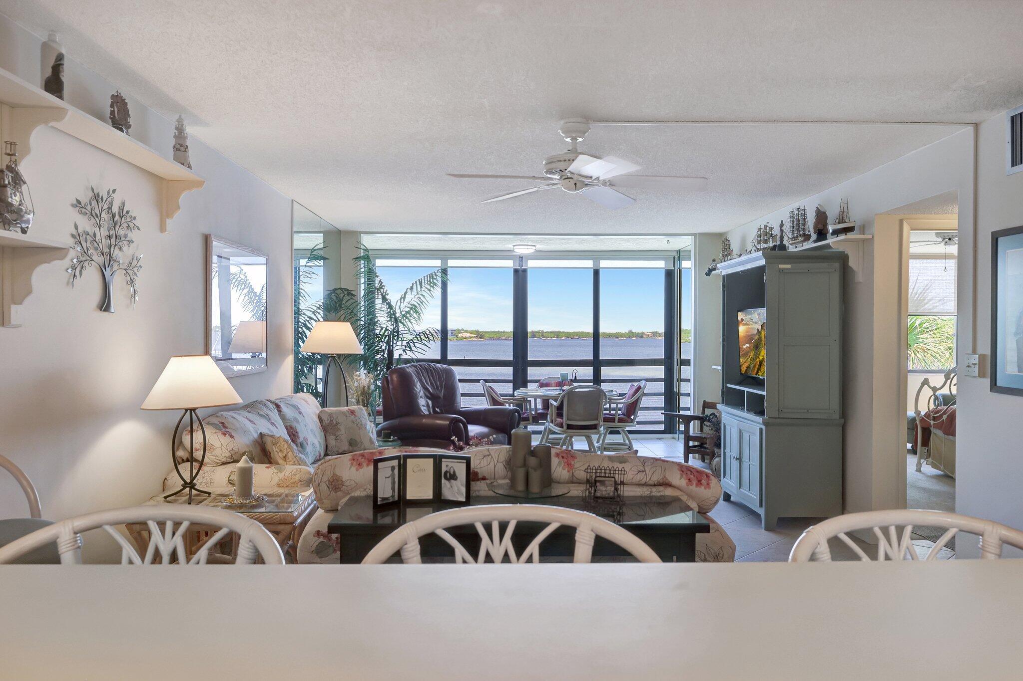CIRCLE BAY YACHT CLUB CONDO - Residential
