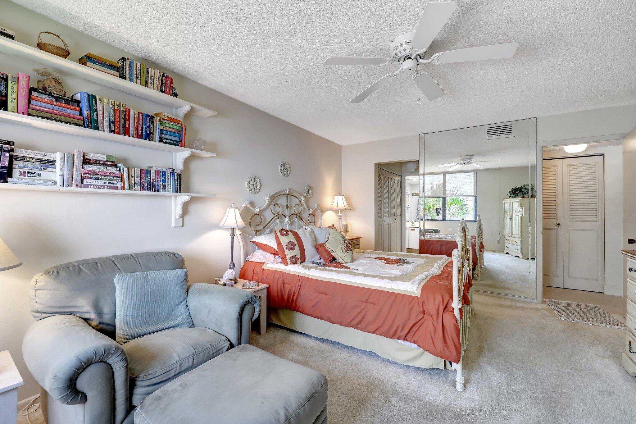 CIRCLE BAY YACHT CLUB CONDO - Residential