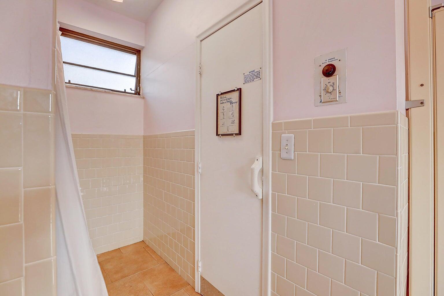 CIRCLE BAY YACHT CLUB CONDO - Residential