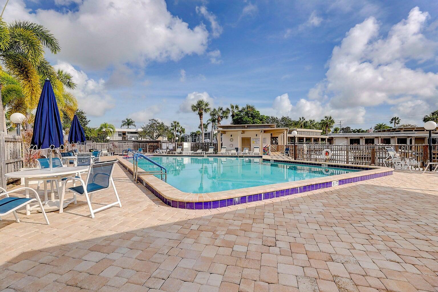 CIRCLE BAY YACHT CLUB CONDO - Residential