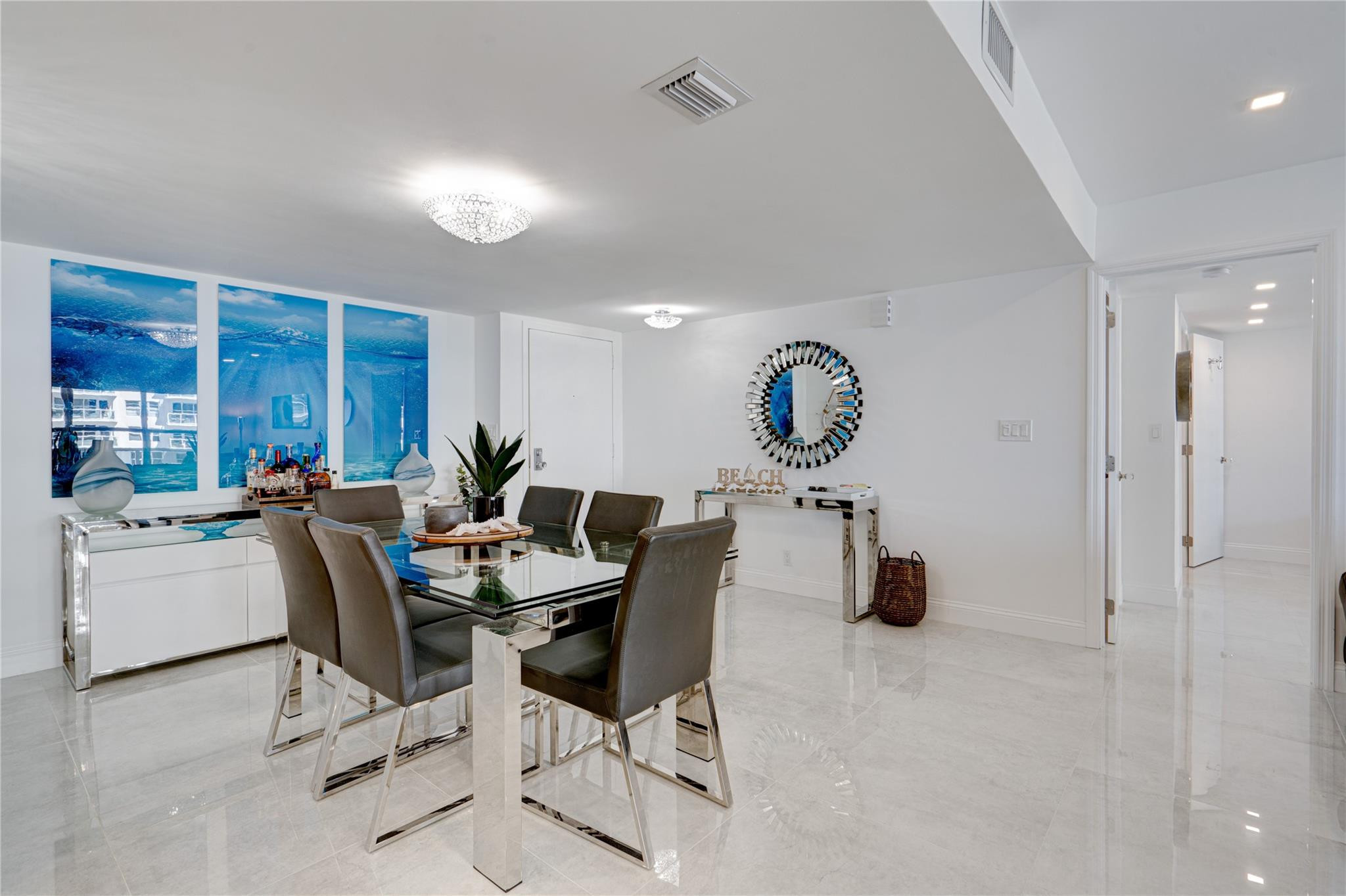 PLAYA DEL SOL CONDO - Residential
