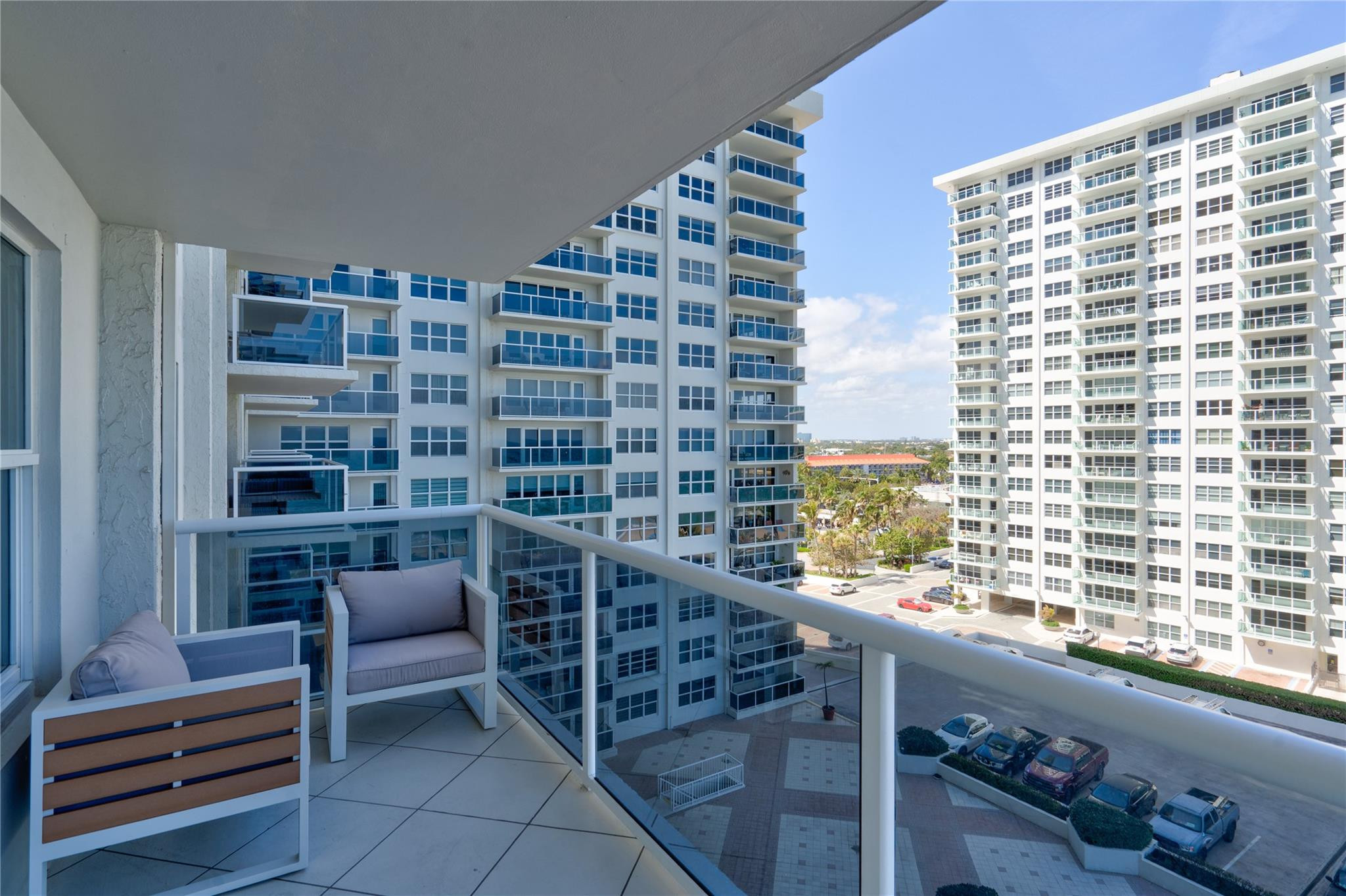 PLAYA DEL SOL CONDO - Residential