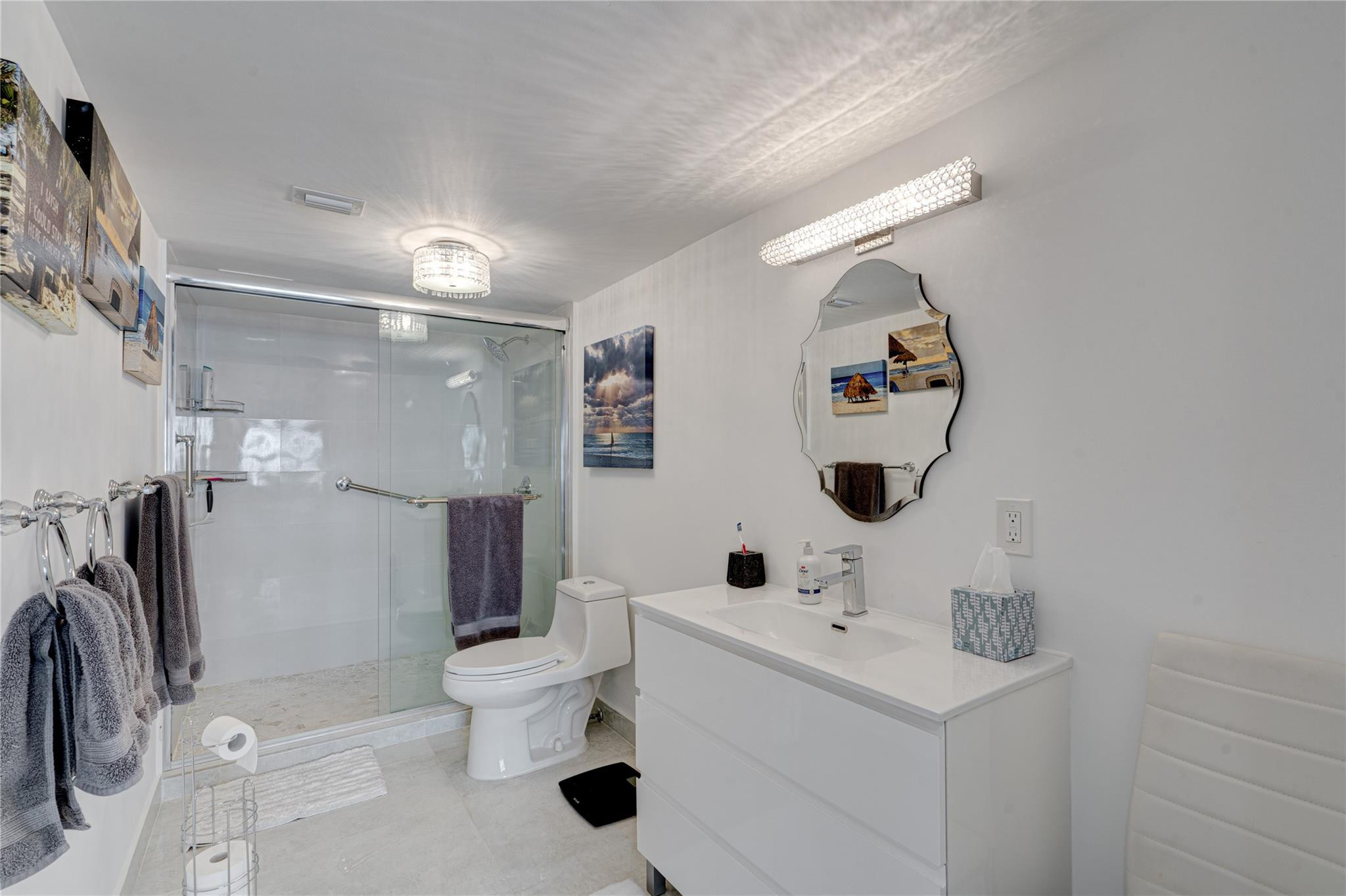 PLAYA DEL SOL CONDO - Residential