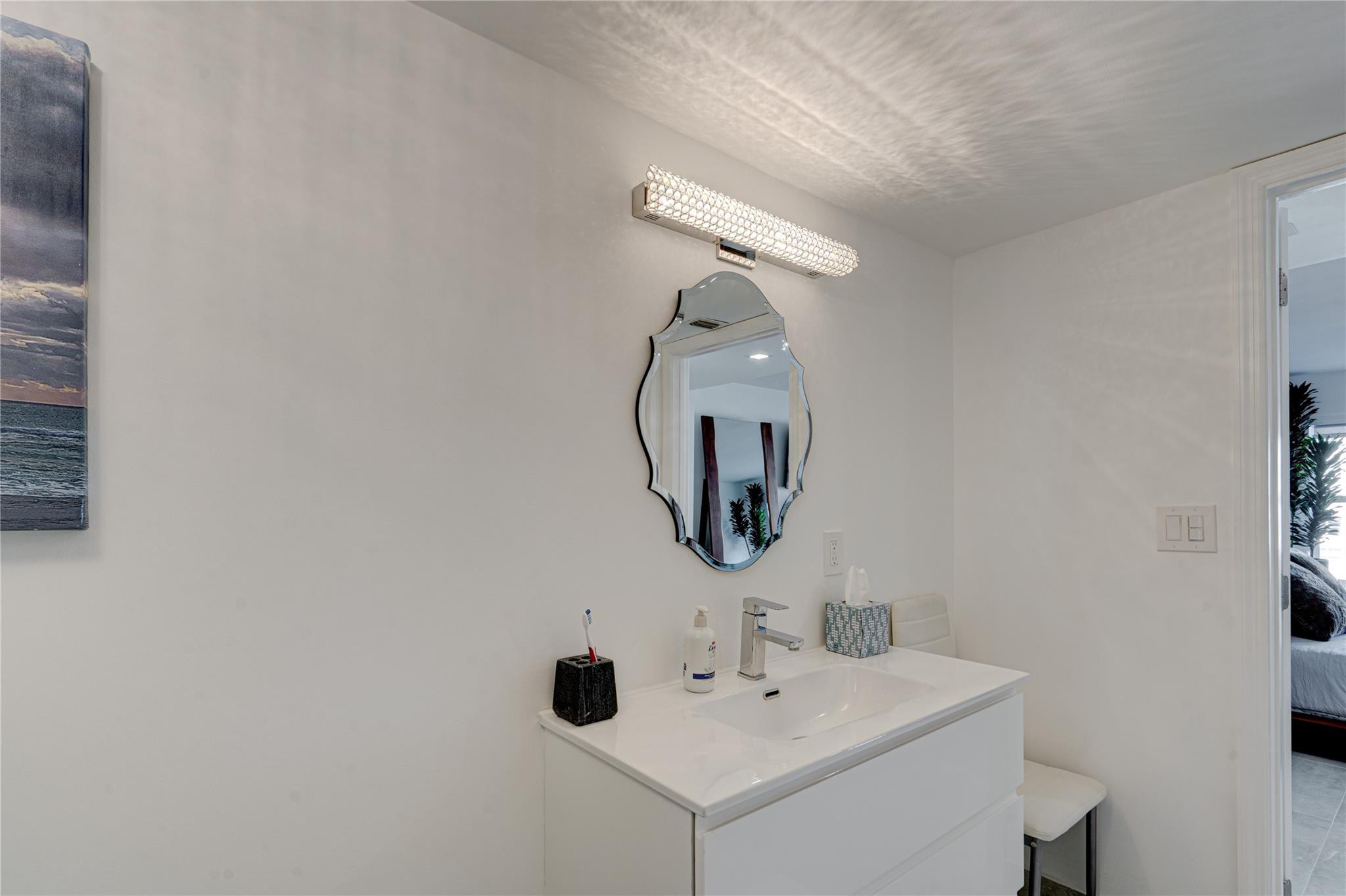 PLAYA DEL SOL CONDO - Residential