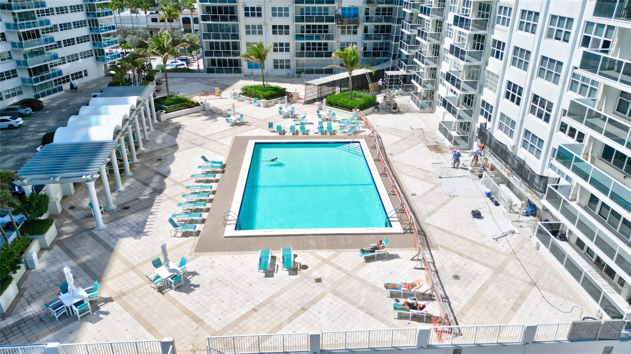 PLAYA DEL SOL CONDO - Residential