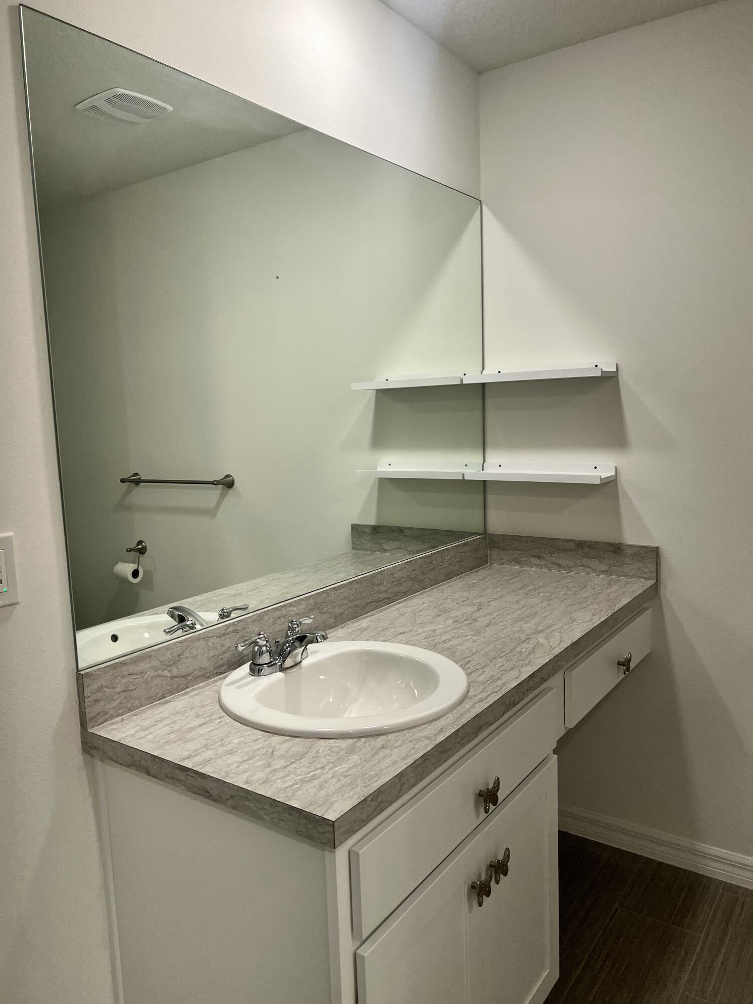 PORT ST LUCIE SECTION  22 - Residential Lease