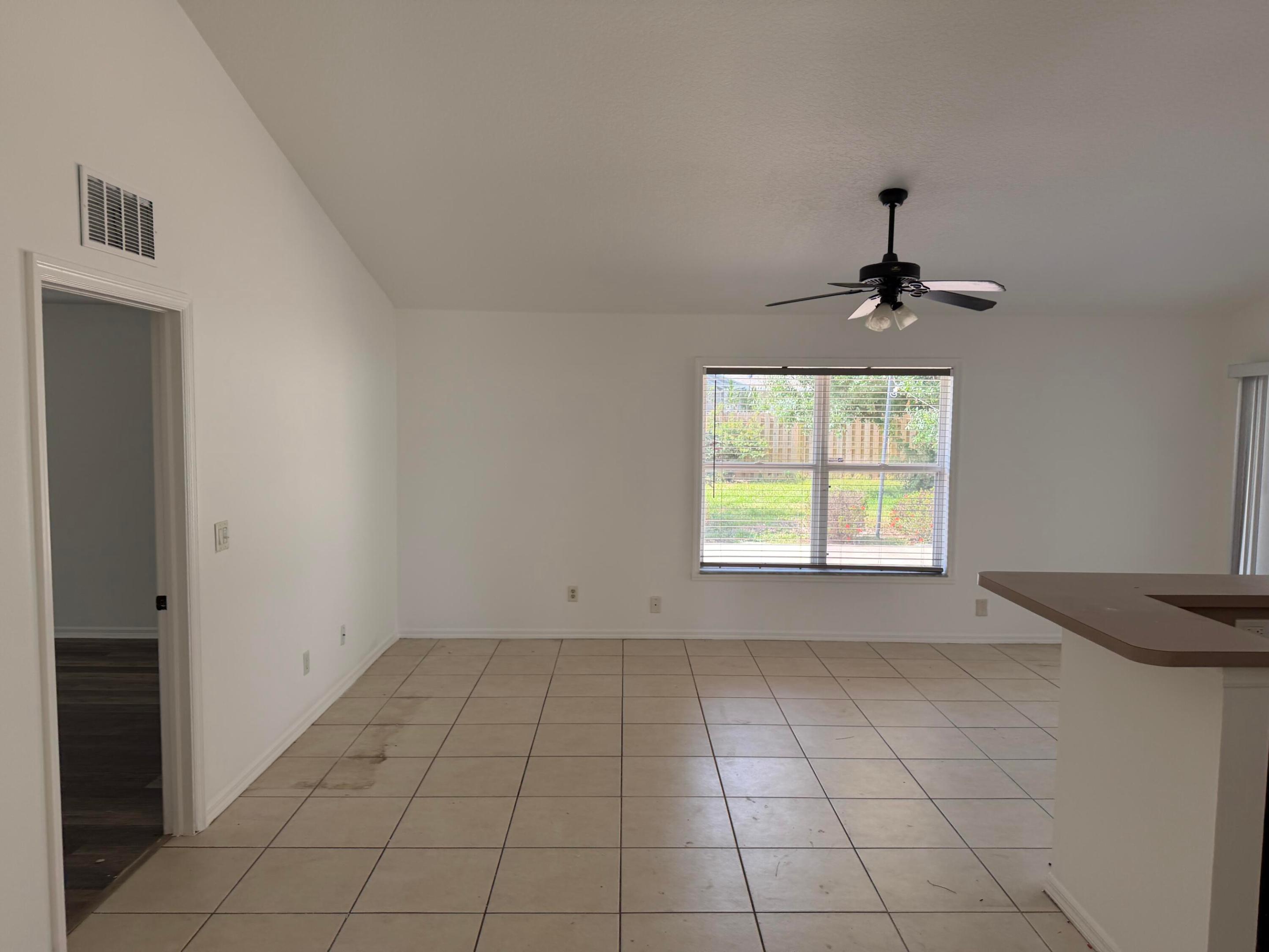 PORT ST LUCIE SECTION 7 - Residential