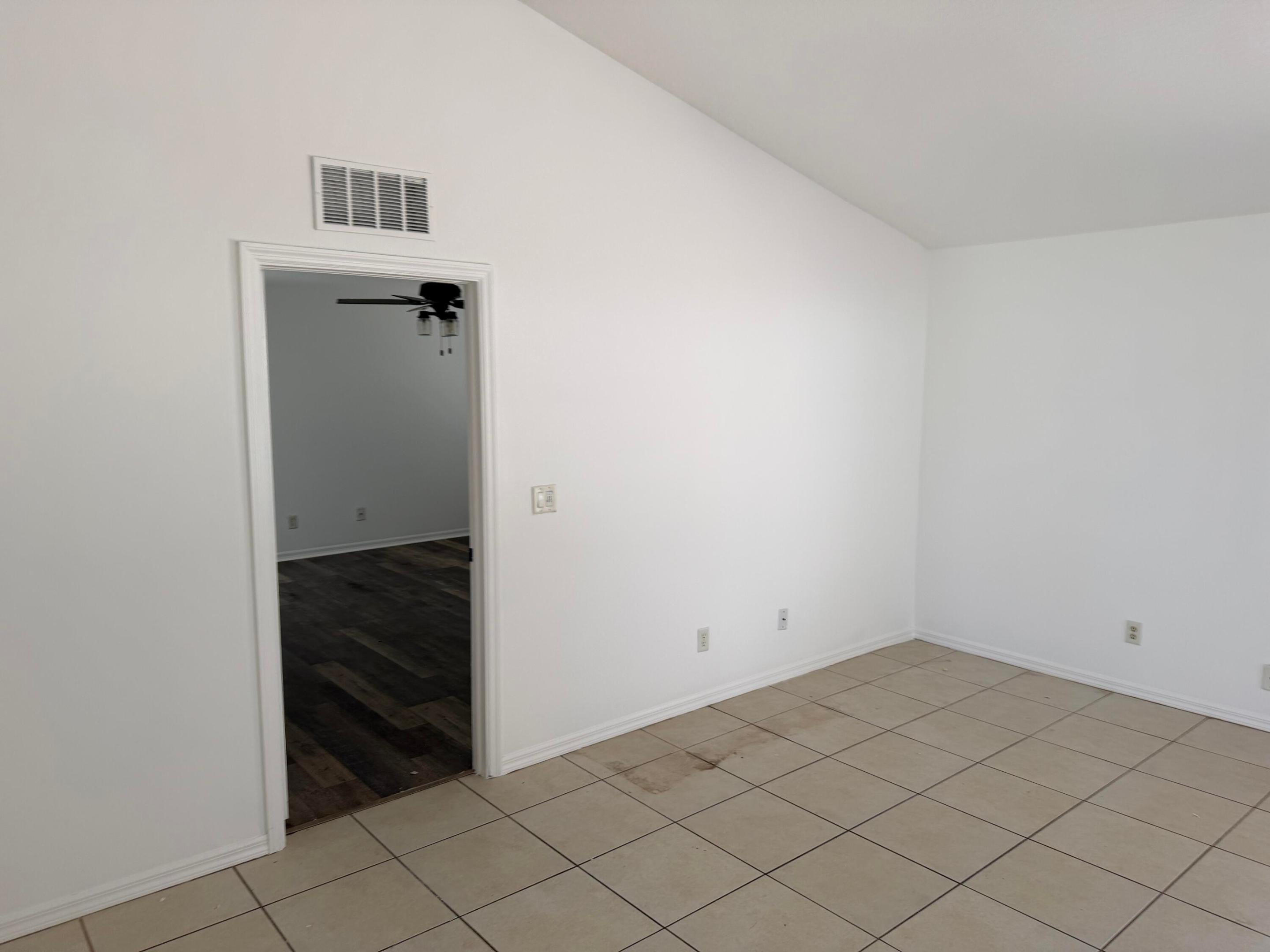 PORT ST LUCIE SECTION 7 - Residential