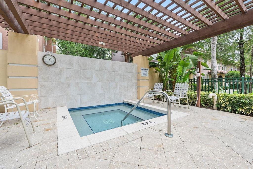 CYPRESS POINTE AT CORAL SPRINGS - Residential