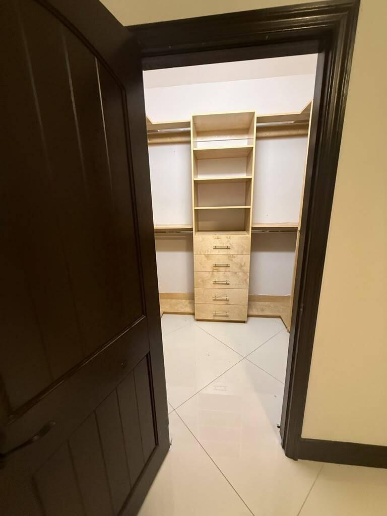 WEST LAKES GARDENS 2ND ADDN - Residential Lease