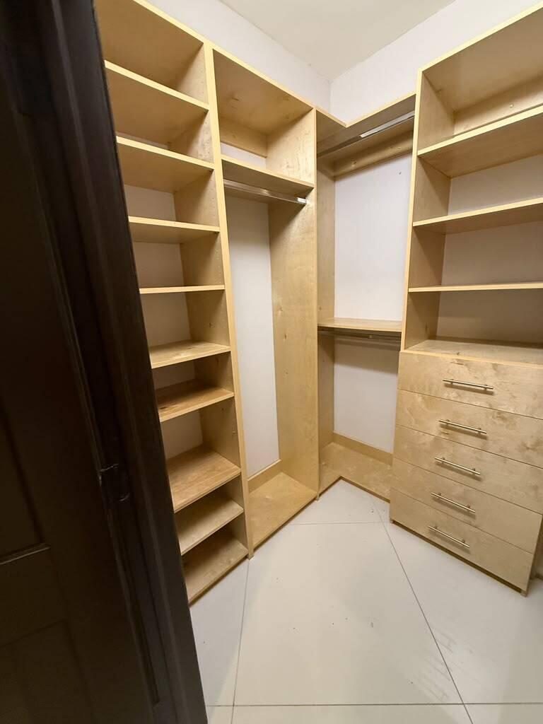 WEST LAKES GARDENS 2ND ADDN - Residential Lease