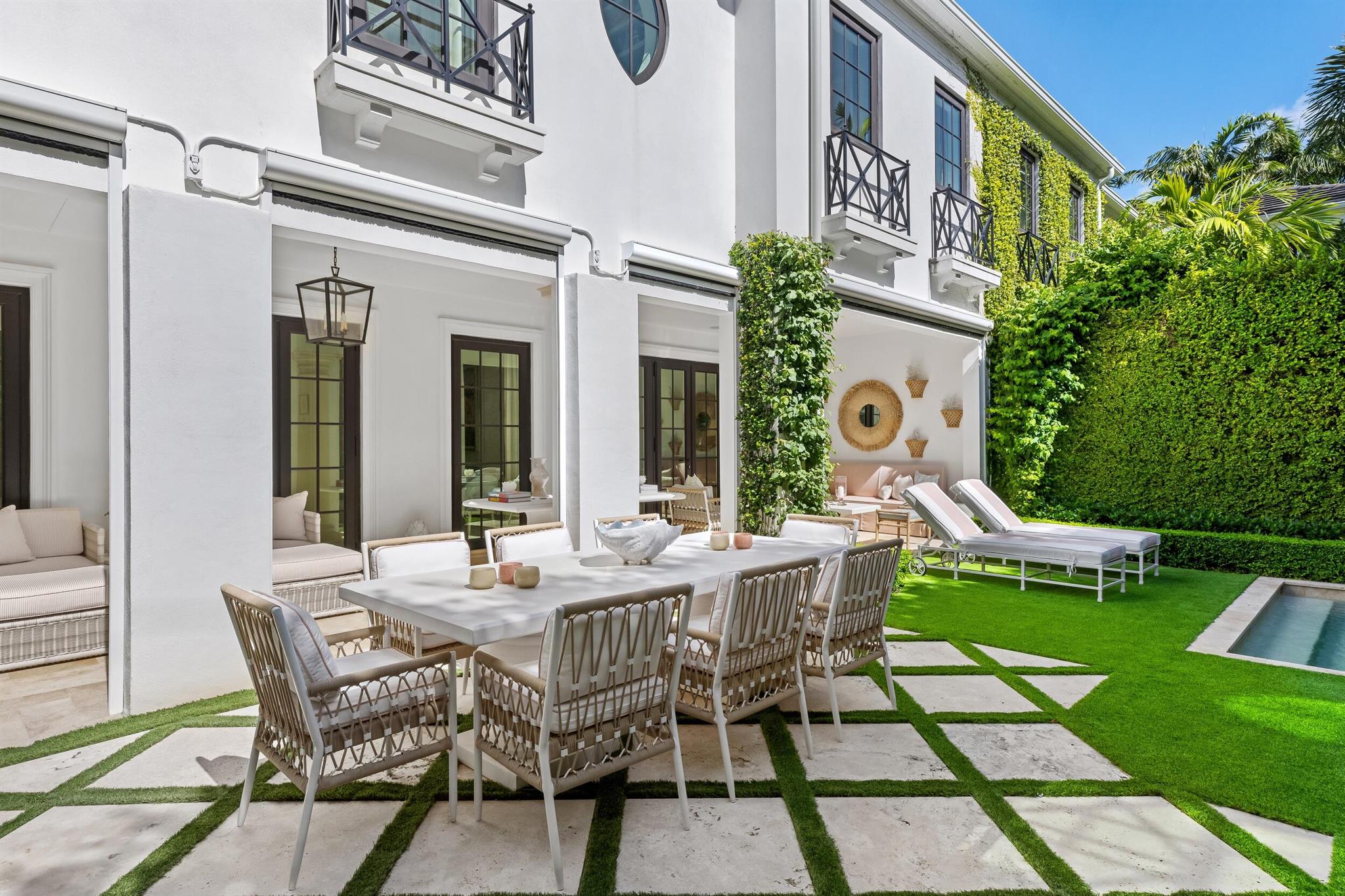 FLORAL PARK - Residential