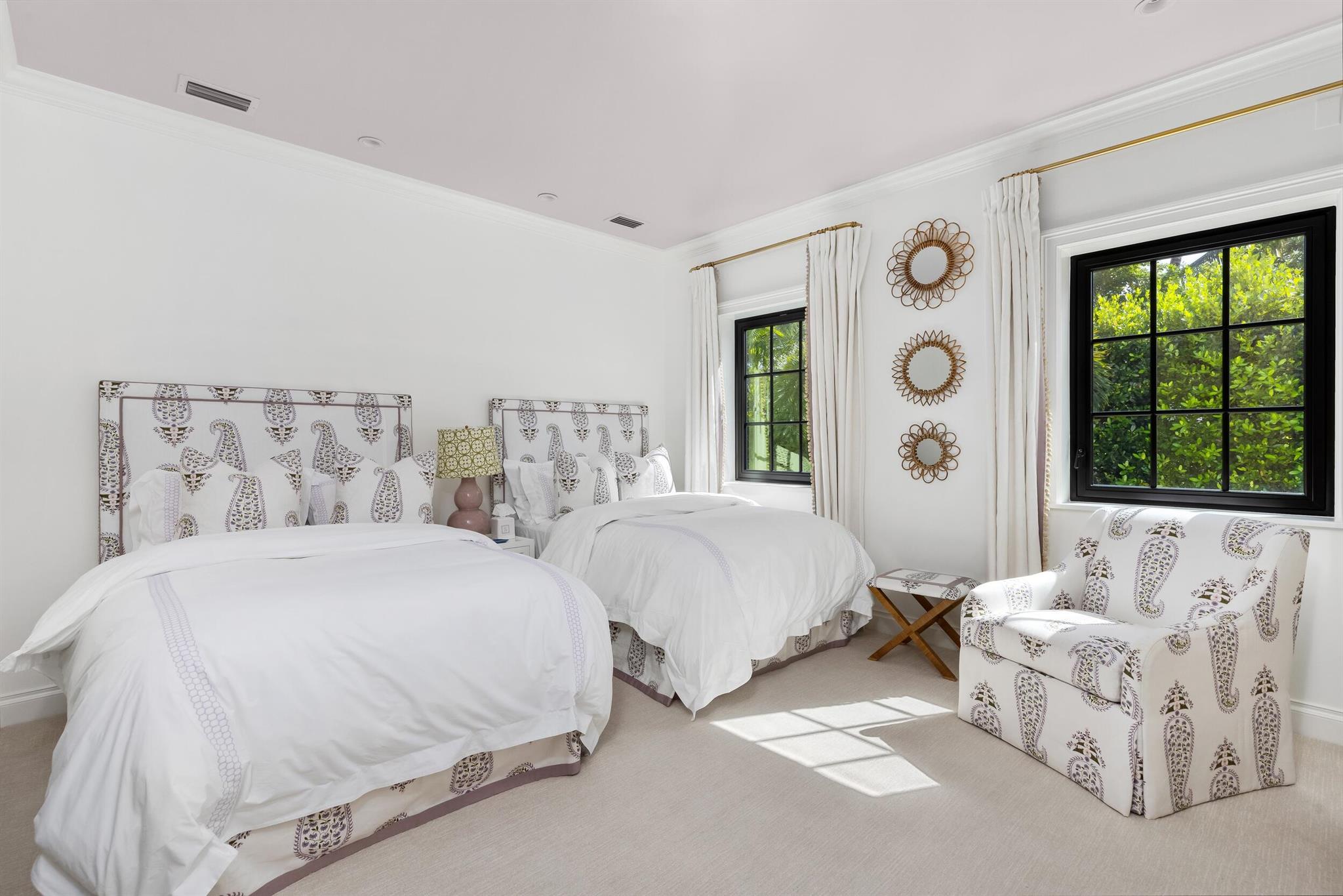 FLORAL PARK - Residential