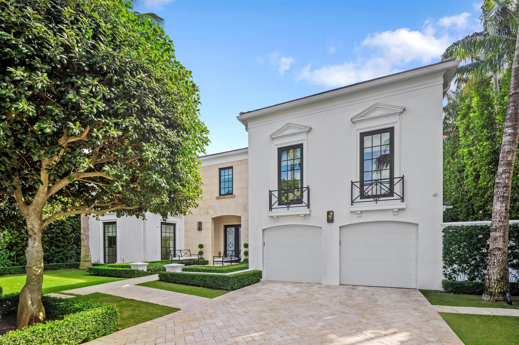 FLORAL PARK - Residential