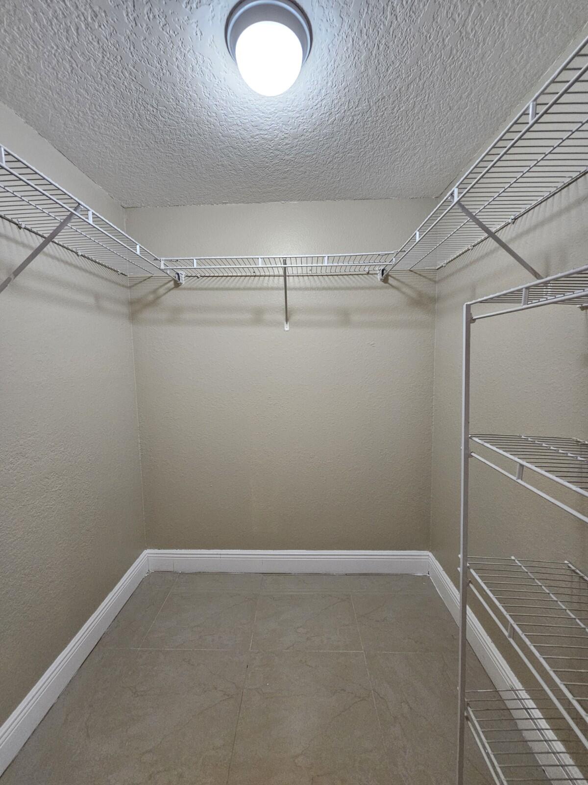 PALM BEACH PLACE CONDO - Residential Lease