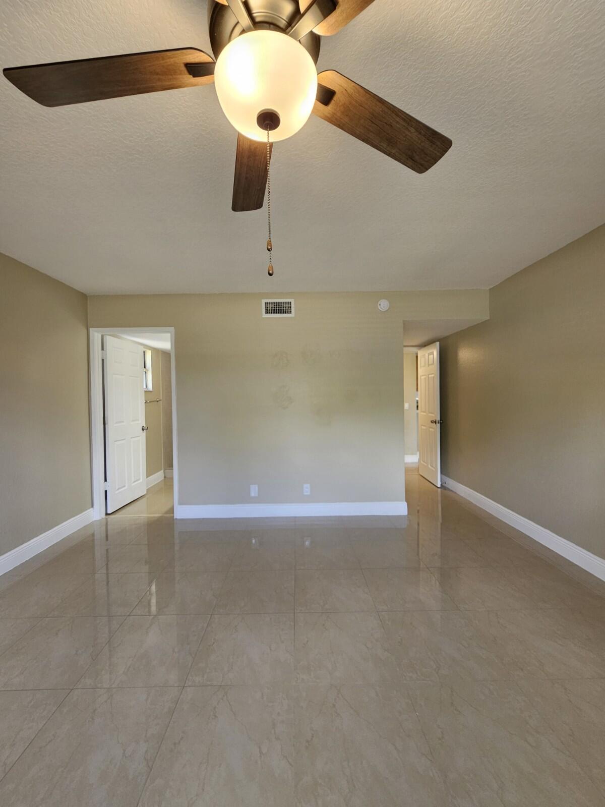 PALM BEACH PLACE CONDO - Residential Lease