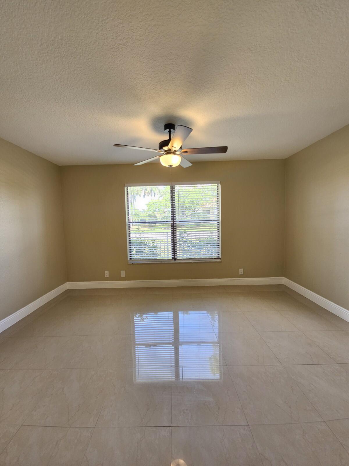 PALM BEACH PLACE CONDO - Residential Lease