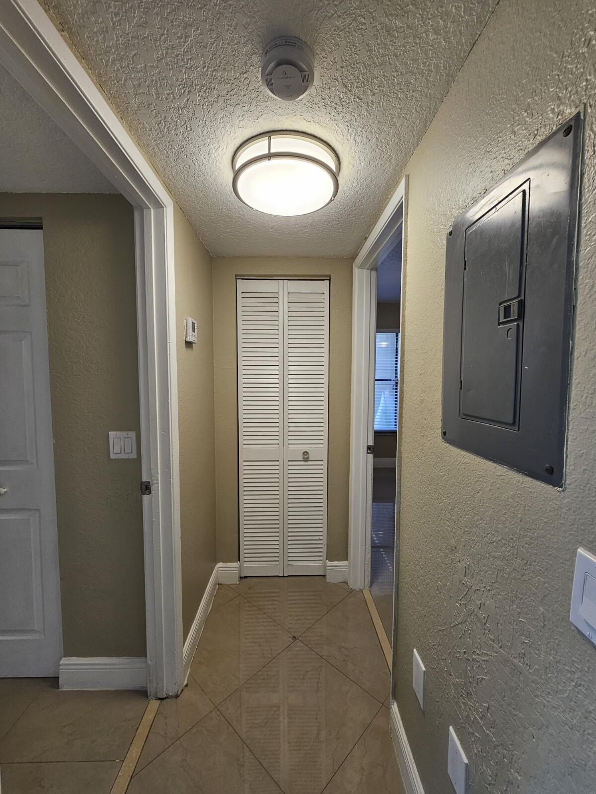 PALM BEACH PLACE CONDO - Residential Lease