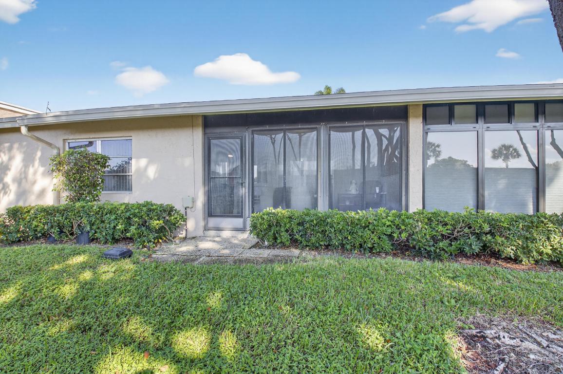 WHISPER WALK /EASTGATE - Residential