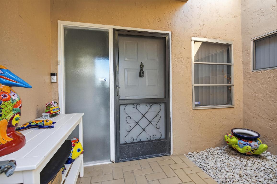 WHISPER WALK /EASTGATE - Residential