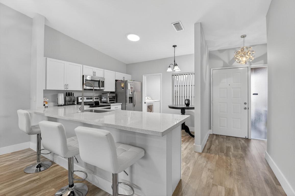 WHISPER WALK /EASTGATE - Residential