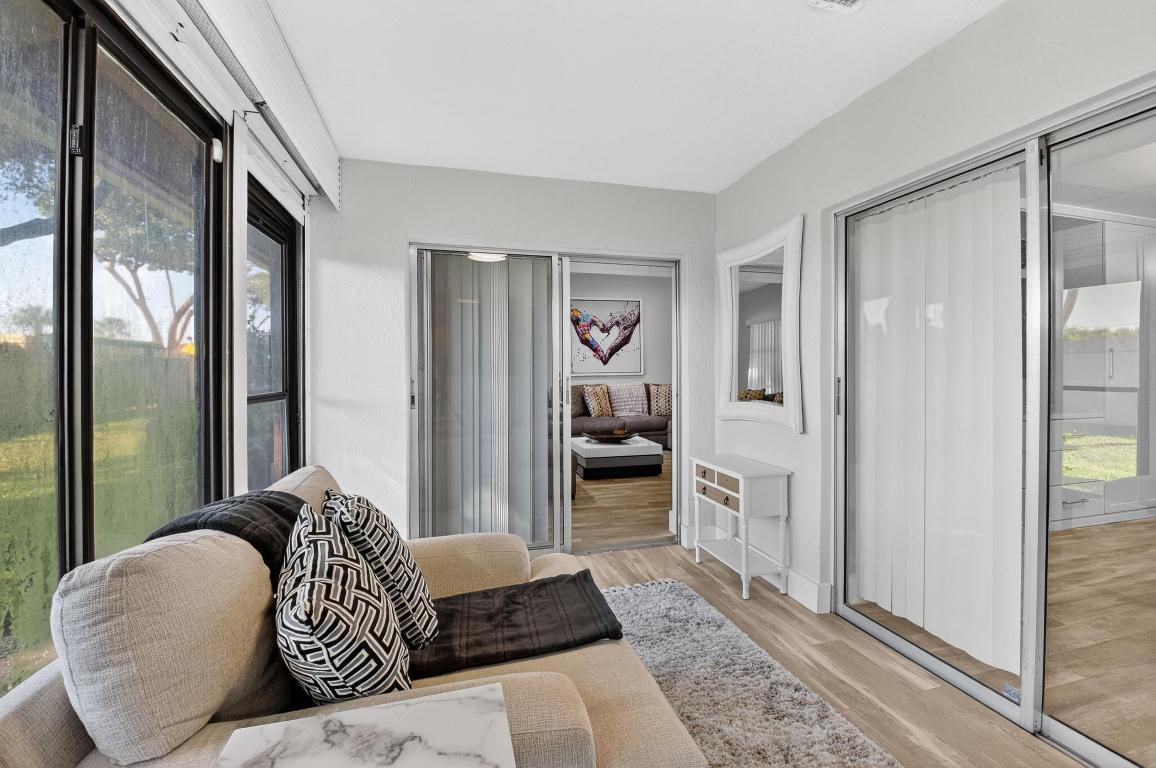 WHISPER WALK /EASTGATE - Residential