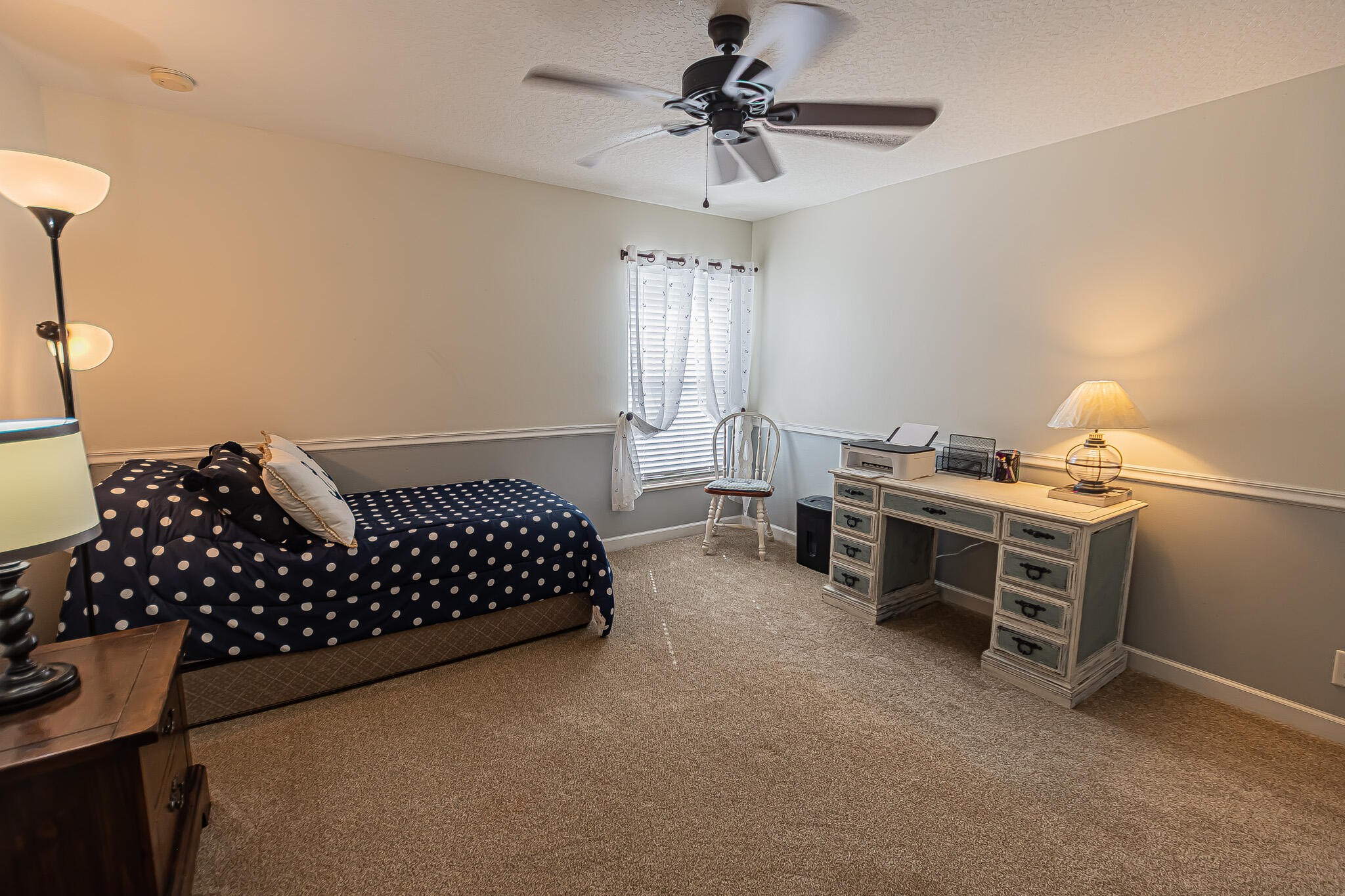 BEDFORD PARK - Residential