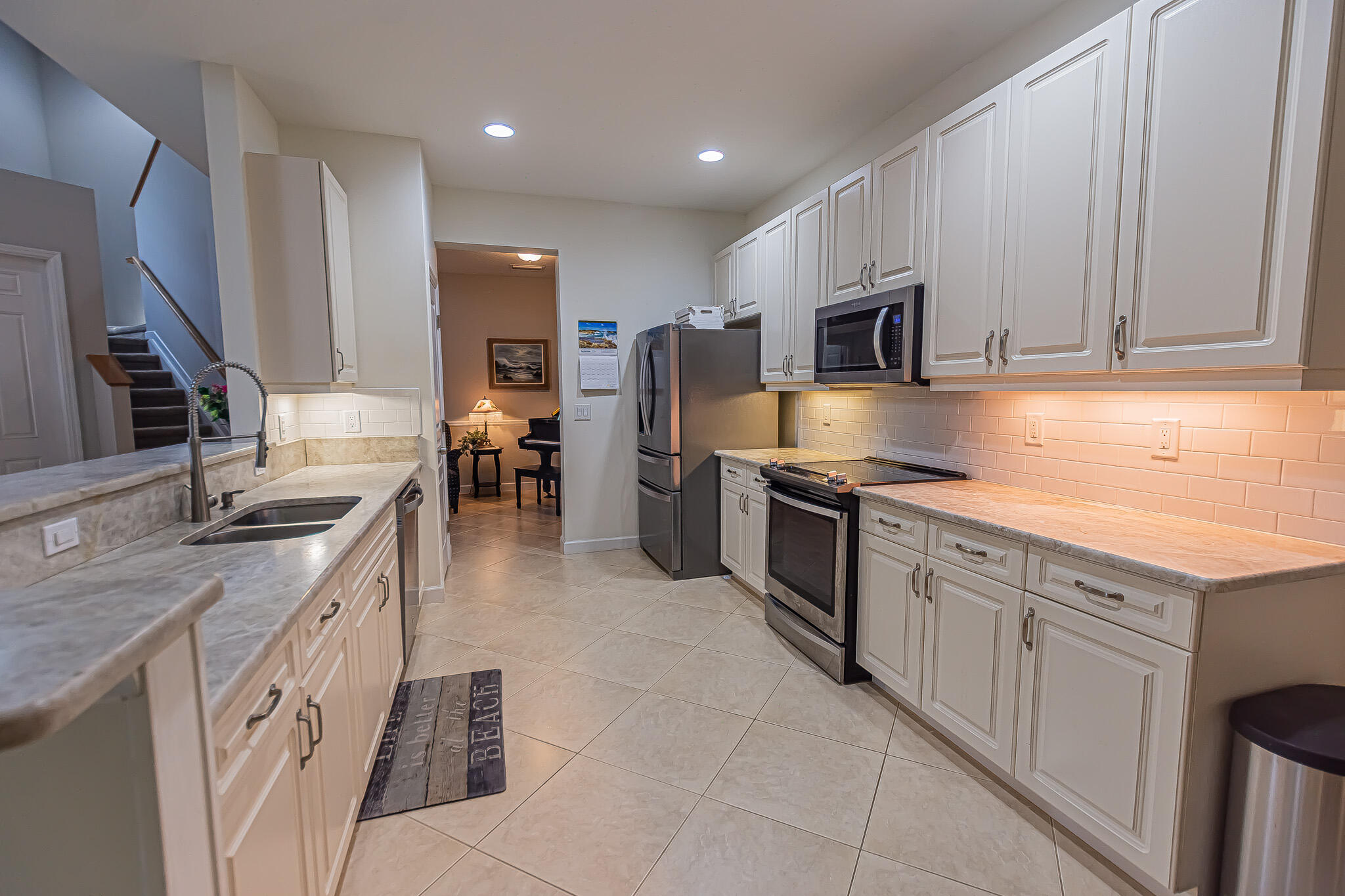 BEDFORD PARK - Residential