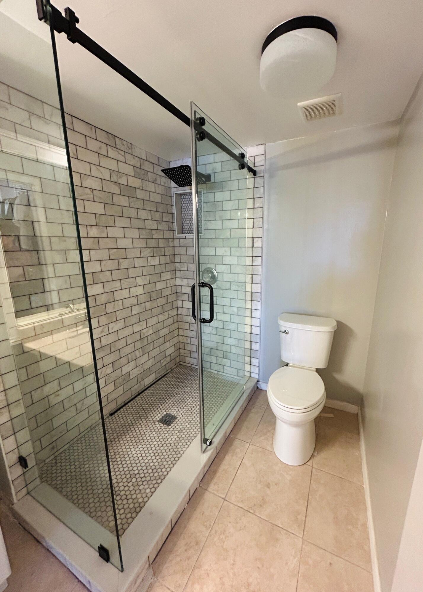 PARK SQUARE CONDO (AKA COUNTRY MEADOWS CONDO) - Residential