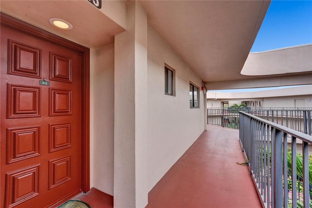 Las Verdes - Residential