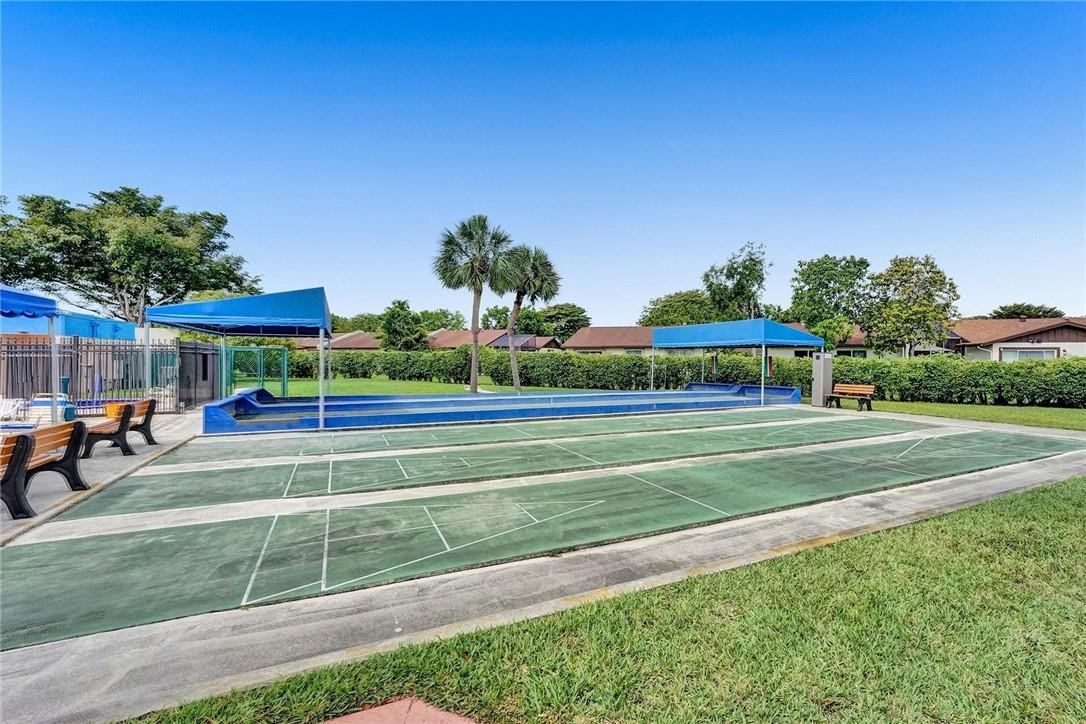 Las Verdes - Residential