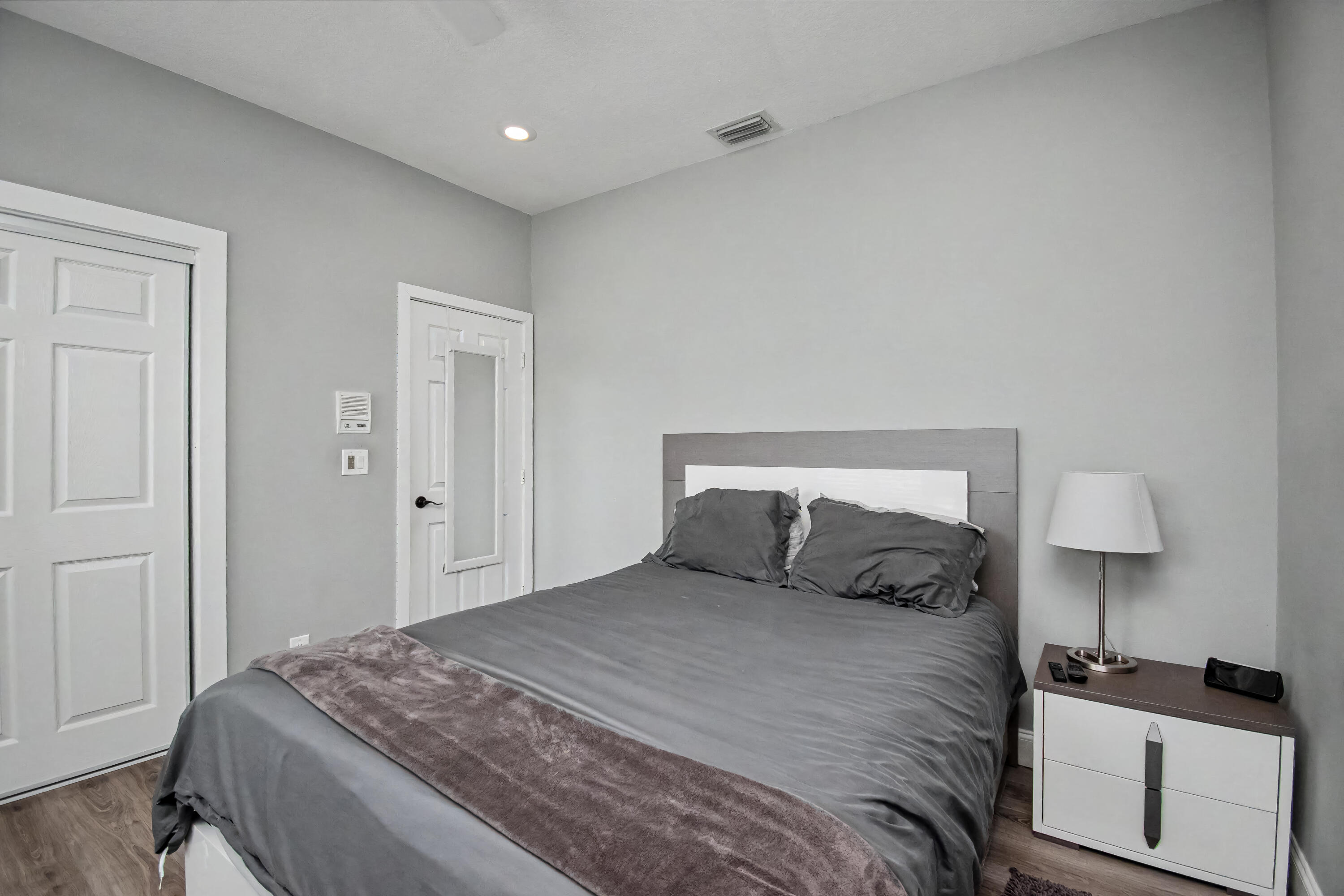 GLEN OAKS 1ST ADD - Residential