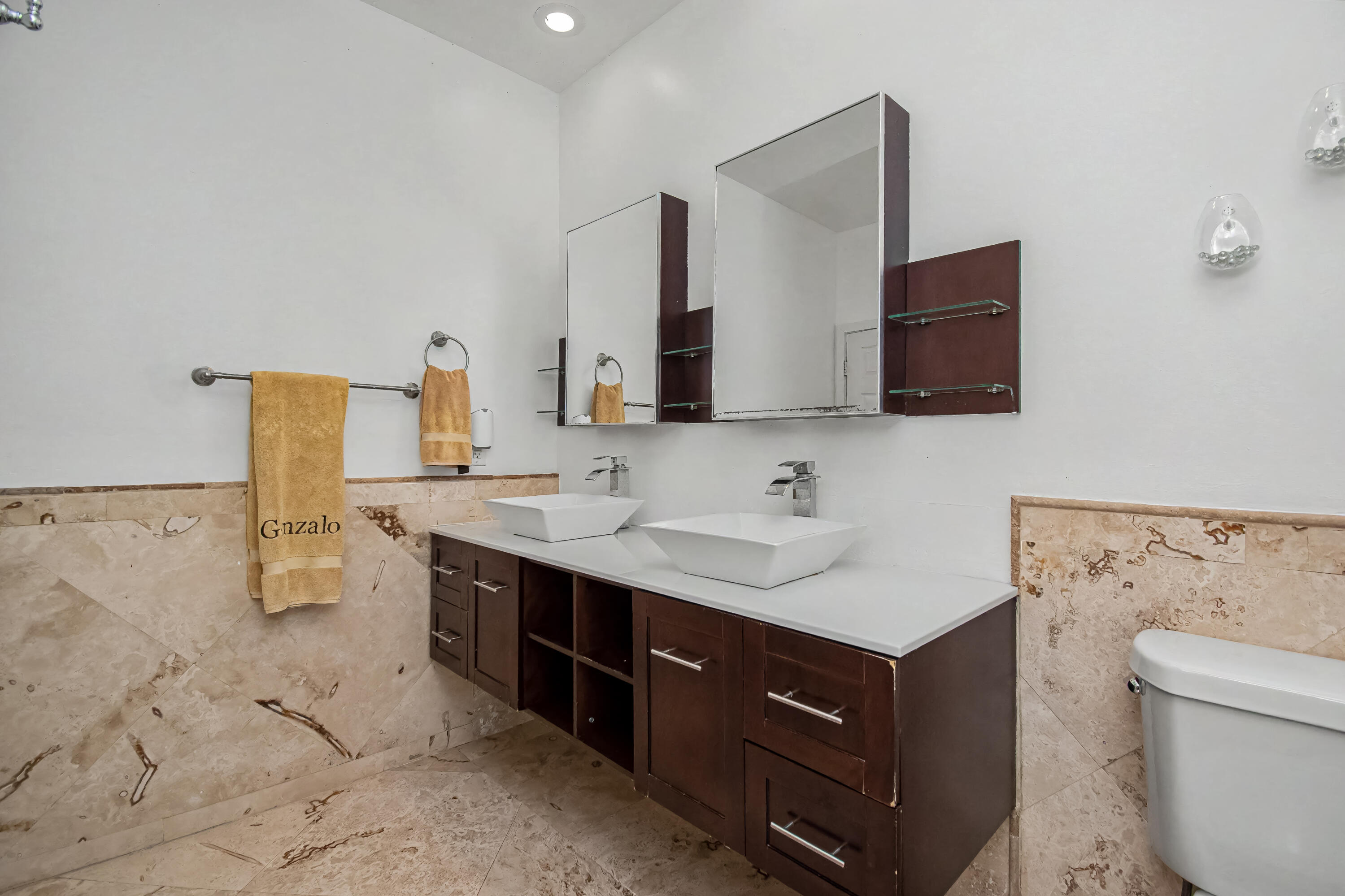 GLEN OAKS 1ST ADD - Residential