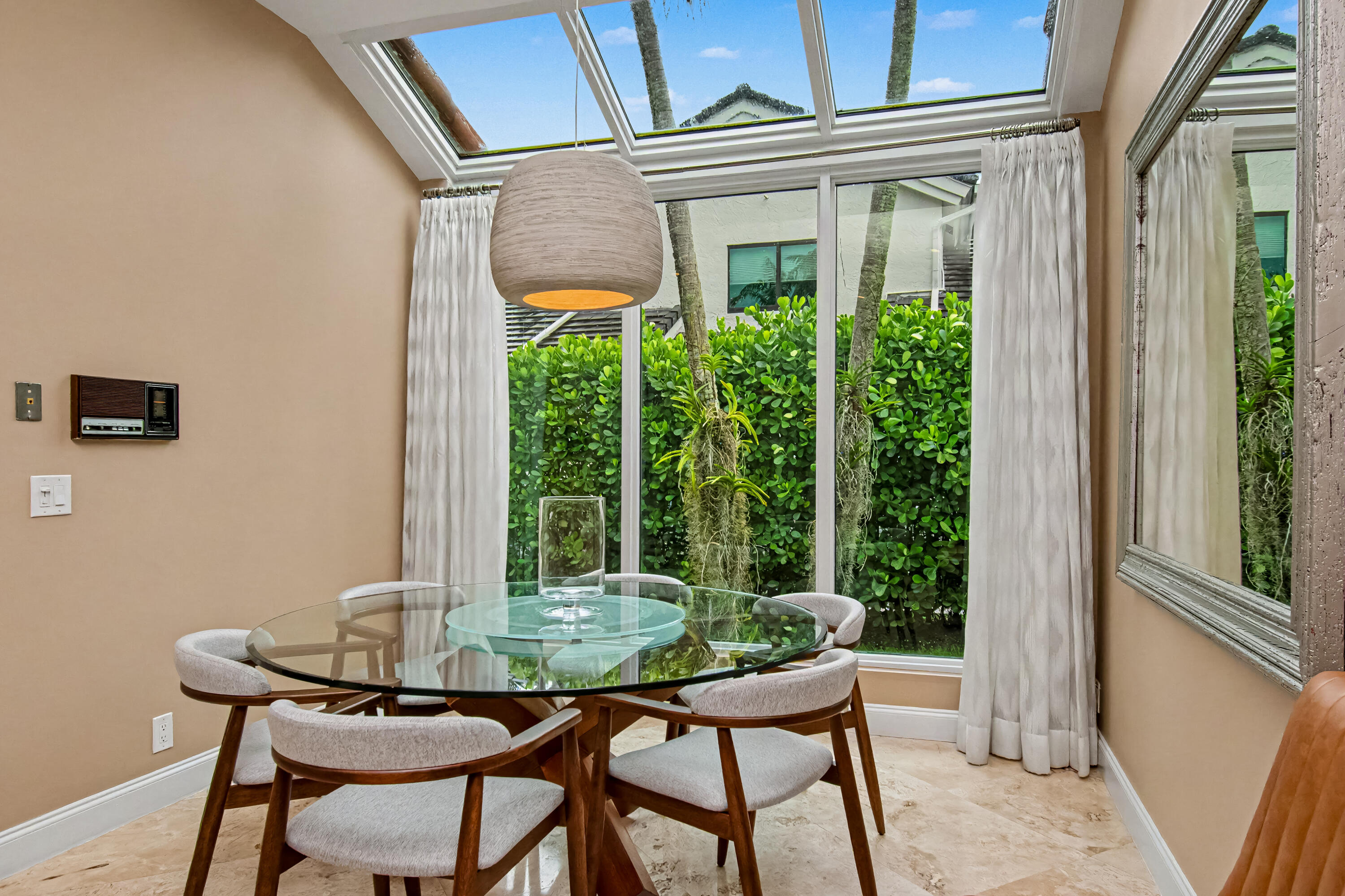GLEN OAKS 1ST ADD - Residential