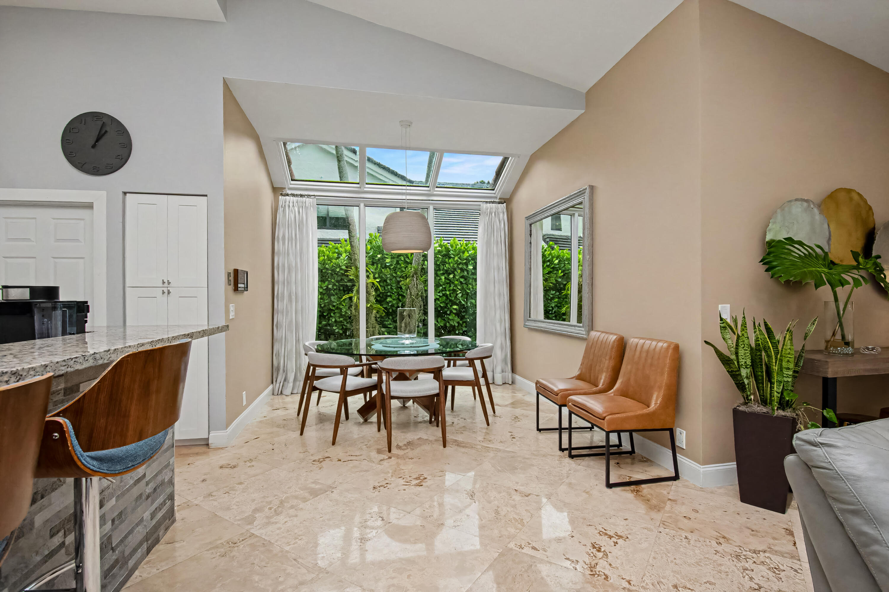 GLEN OAKS 1ST ADD - Residential