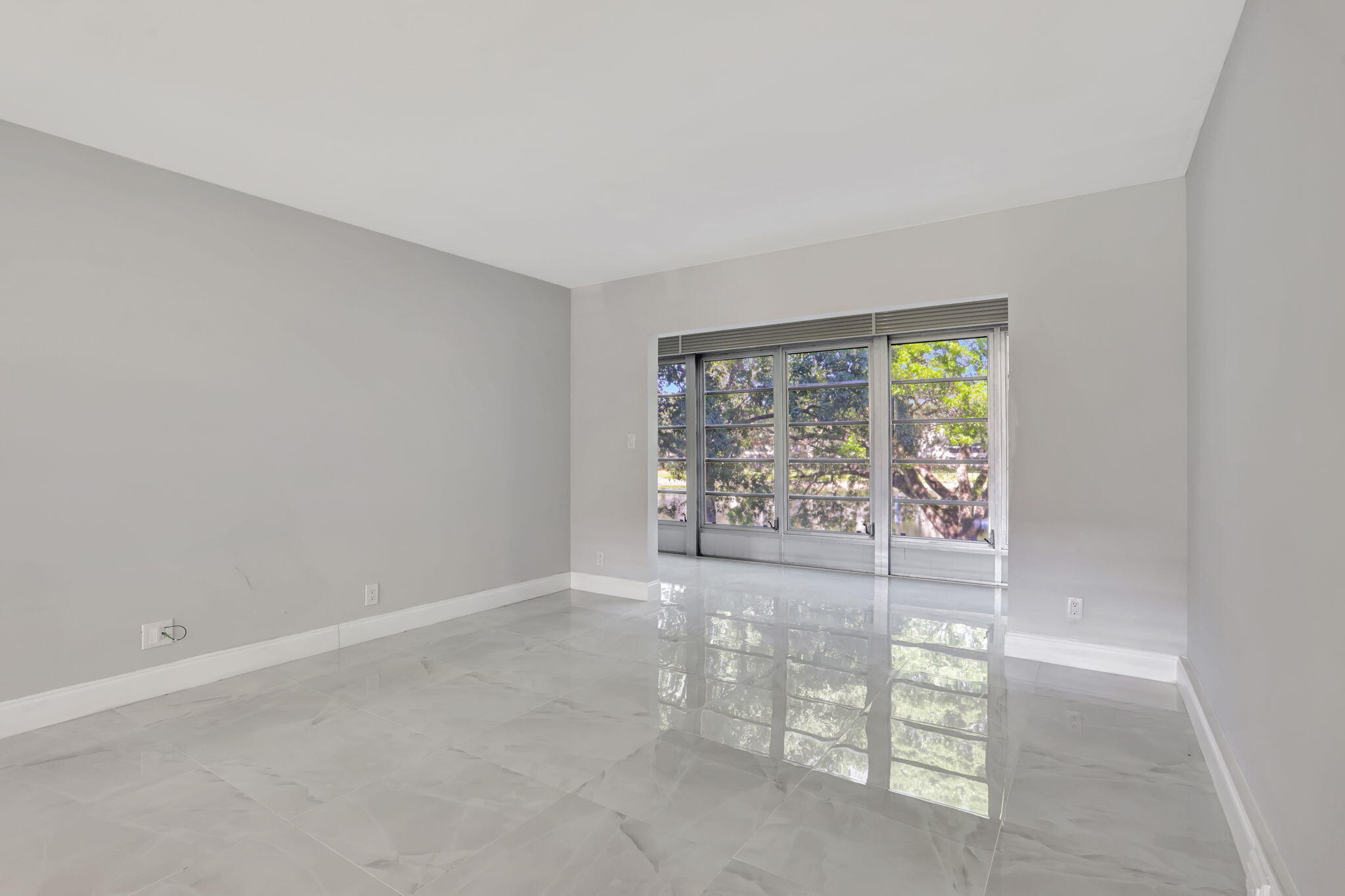 LUCAYA VILLAGE 2-A CONDO - Residential Lease