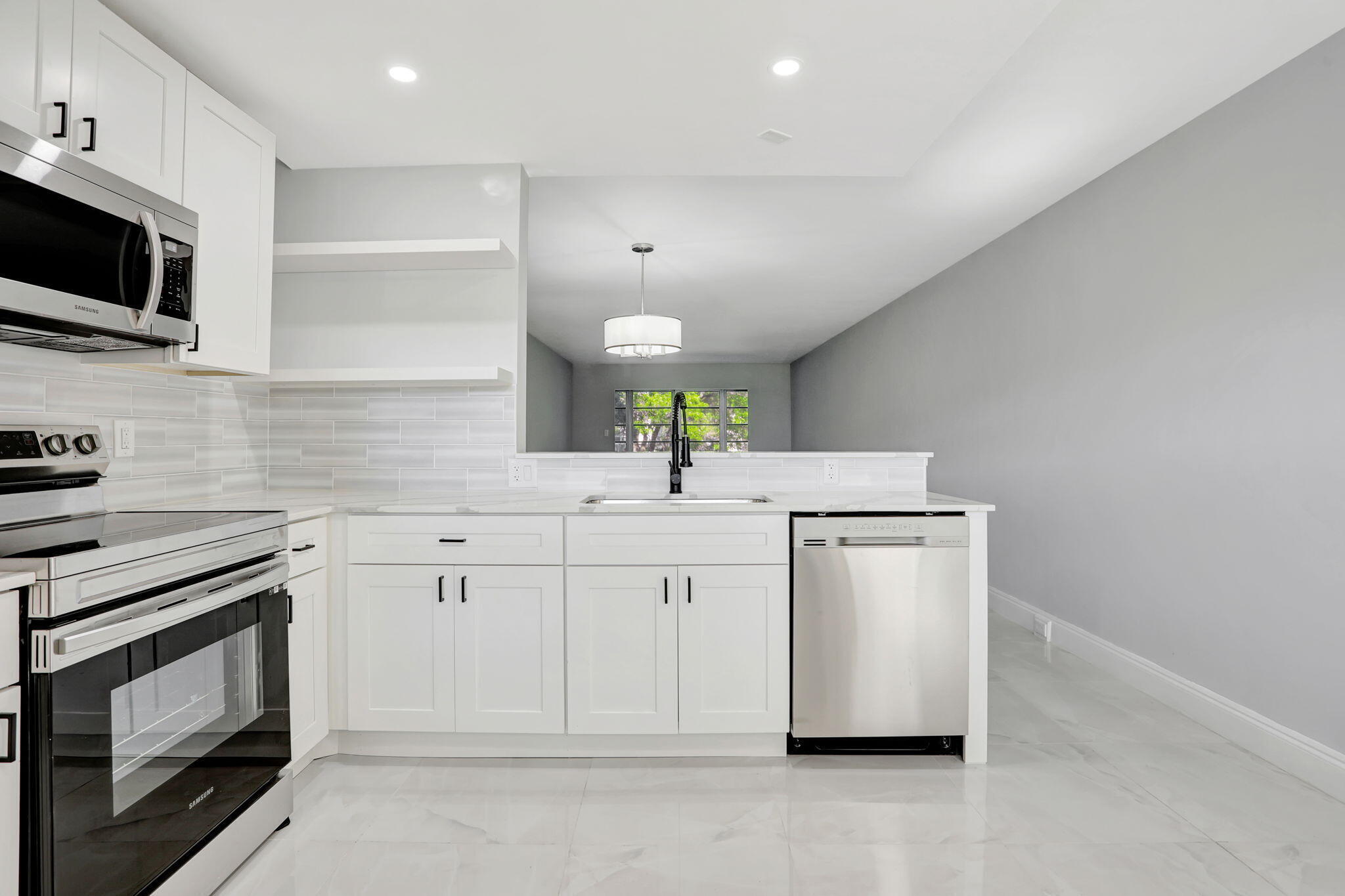 LUCAYA VILLAGE 2-A CONDO - Residential Lease