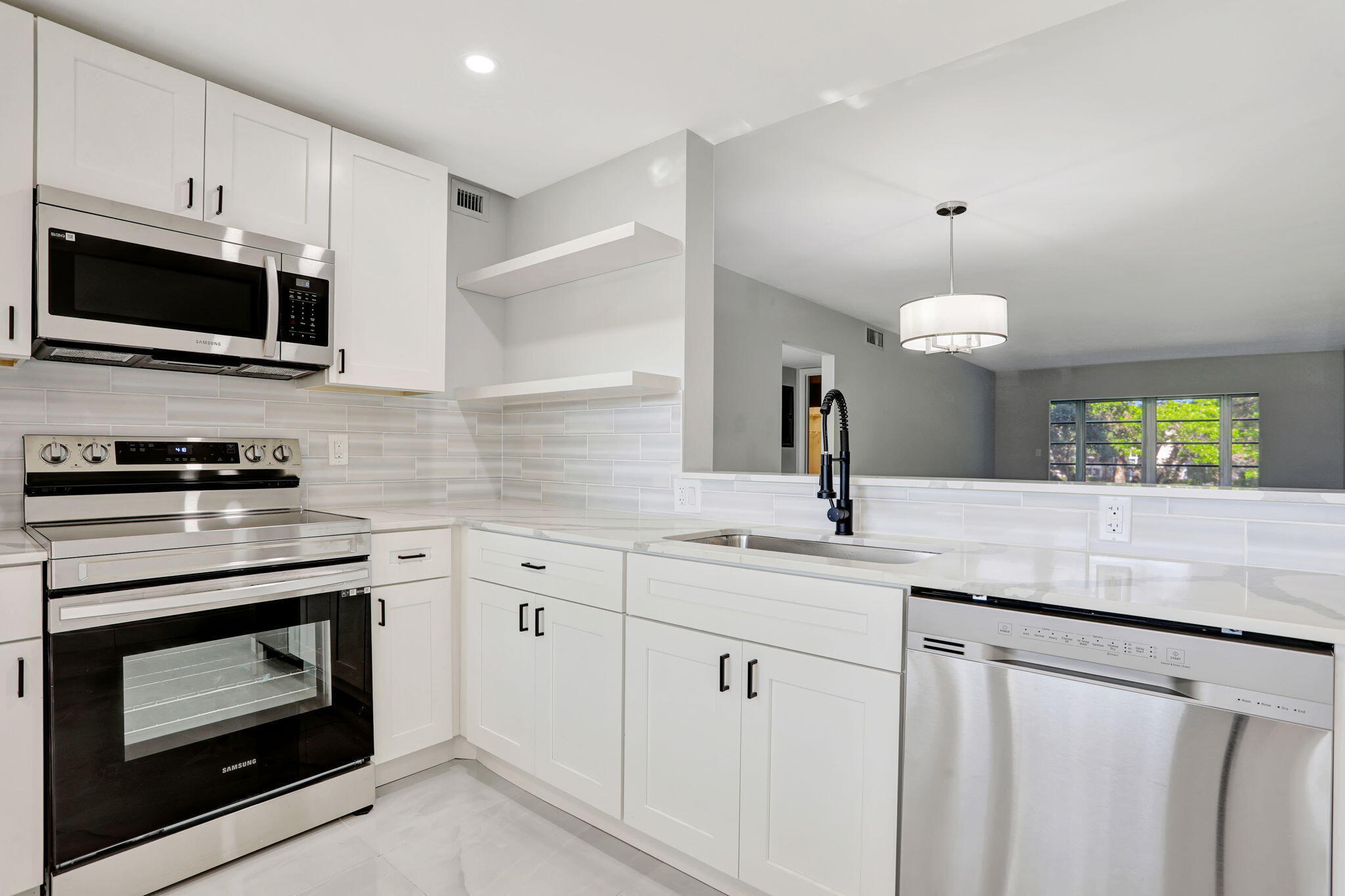 LUCAYA VILLAGE 2-A CONDO - Residential Lease