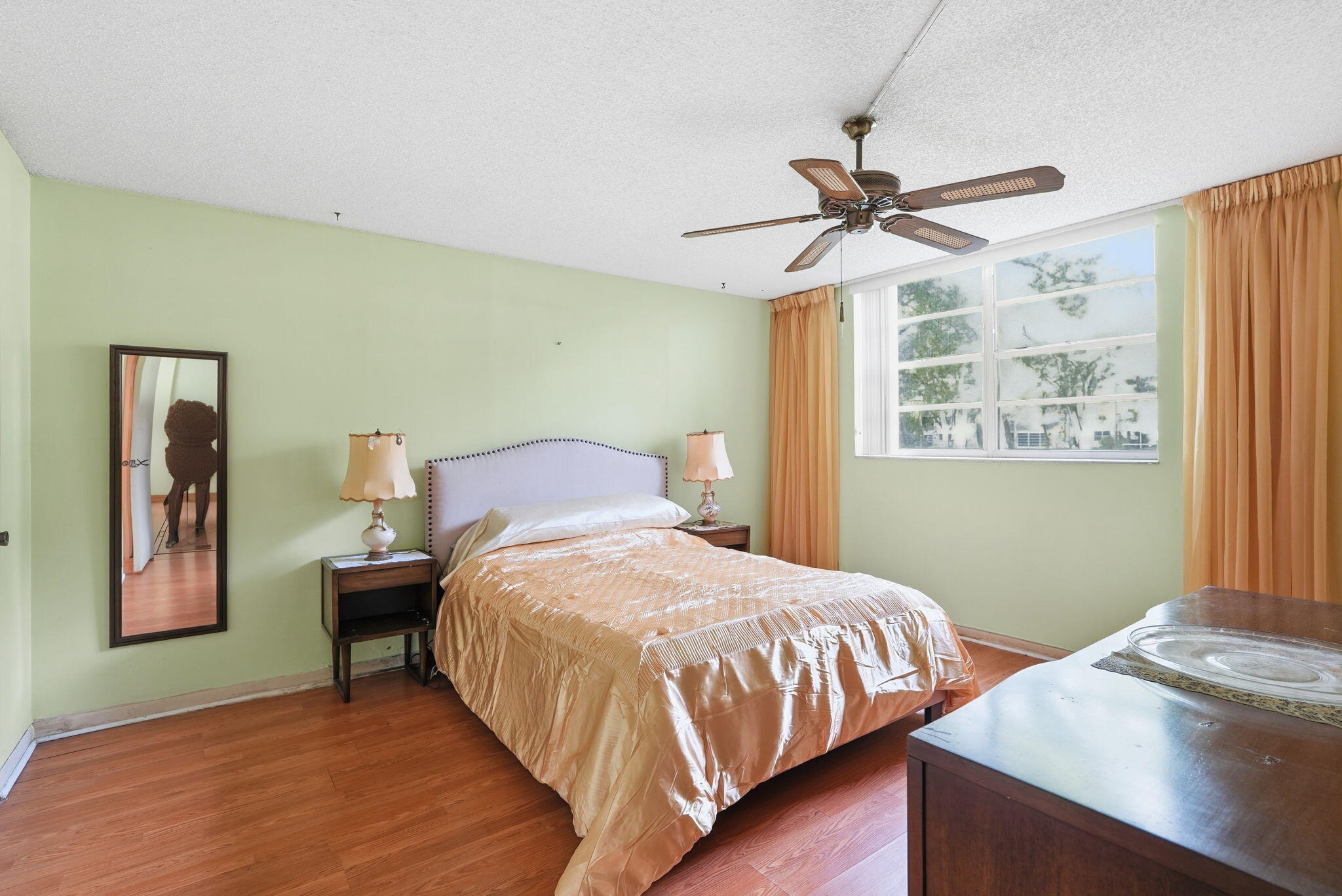 CYPRESS CHASE CONDO NO 5 - Residential