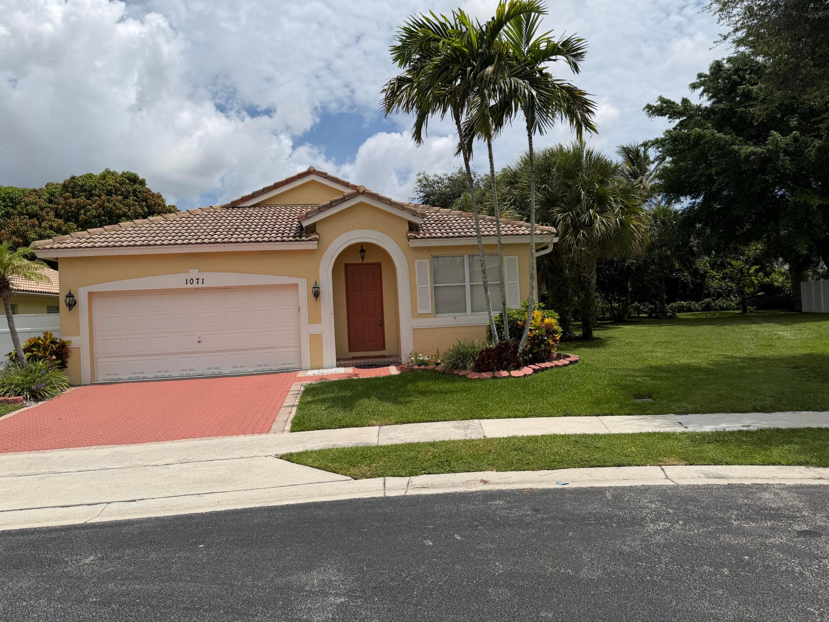 FOSTERS MILL - Residential Lease