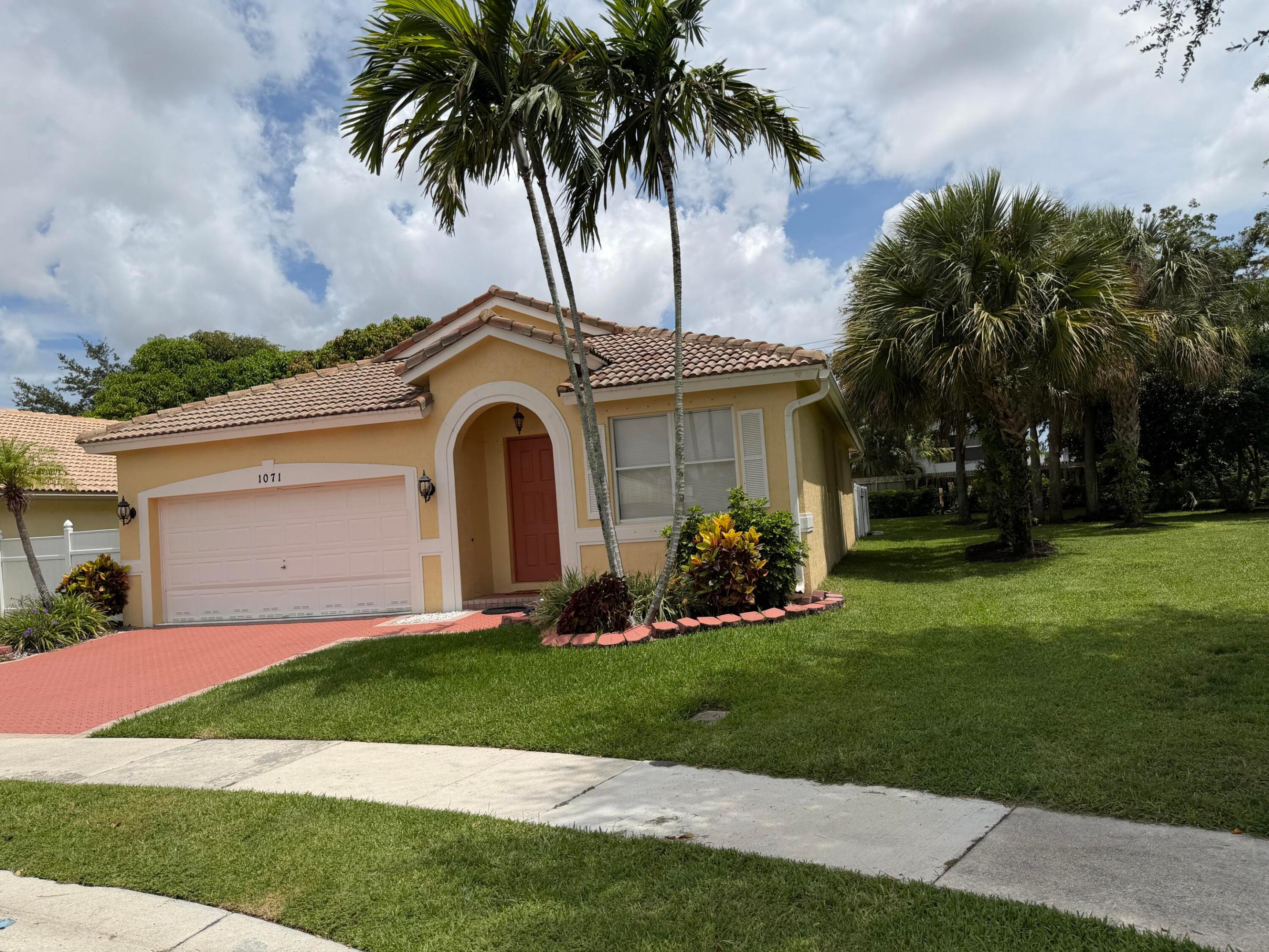 FOSTERS MILL - Residential Lease