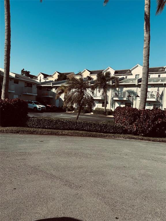 VENETIAN ISLES 3RD SEC - Residential